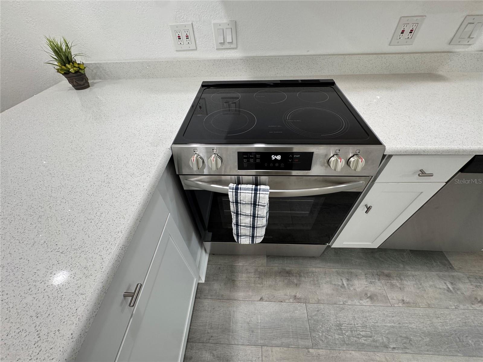 5720 13TH AVE N #106B — photo 18