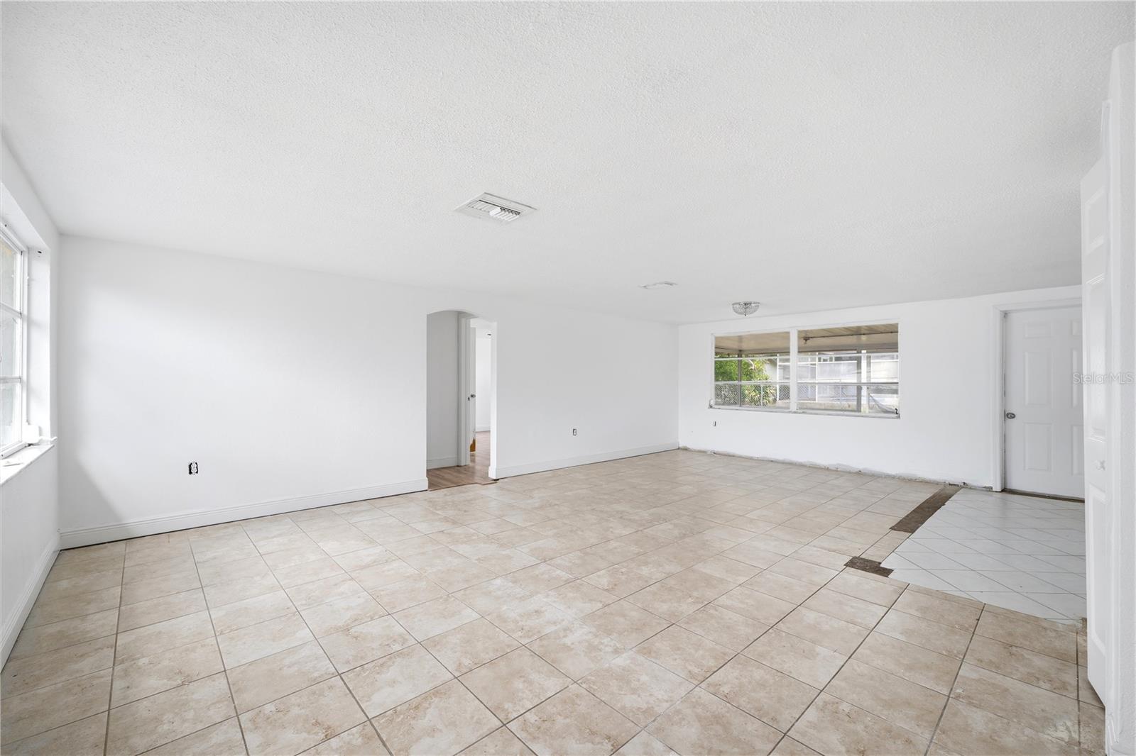 9720 RAINBOW LN — photo 6
