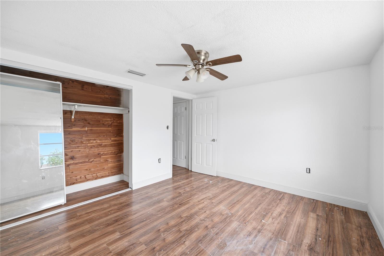 9720 RAINBOW LN — photo 30