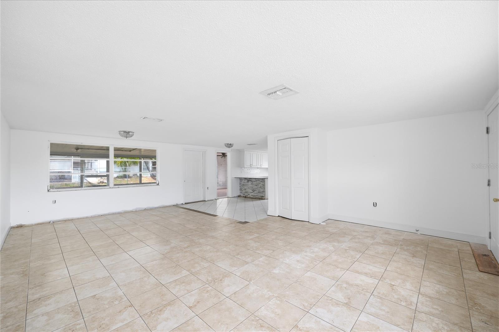 9720 RAINBOW LN — photo 9