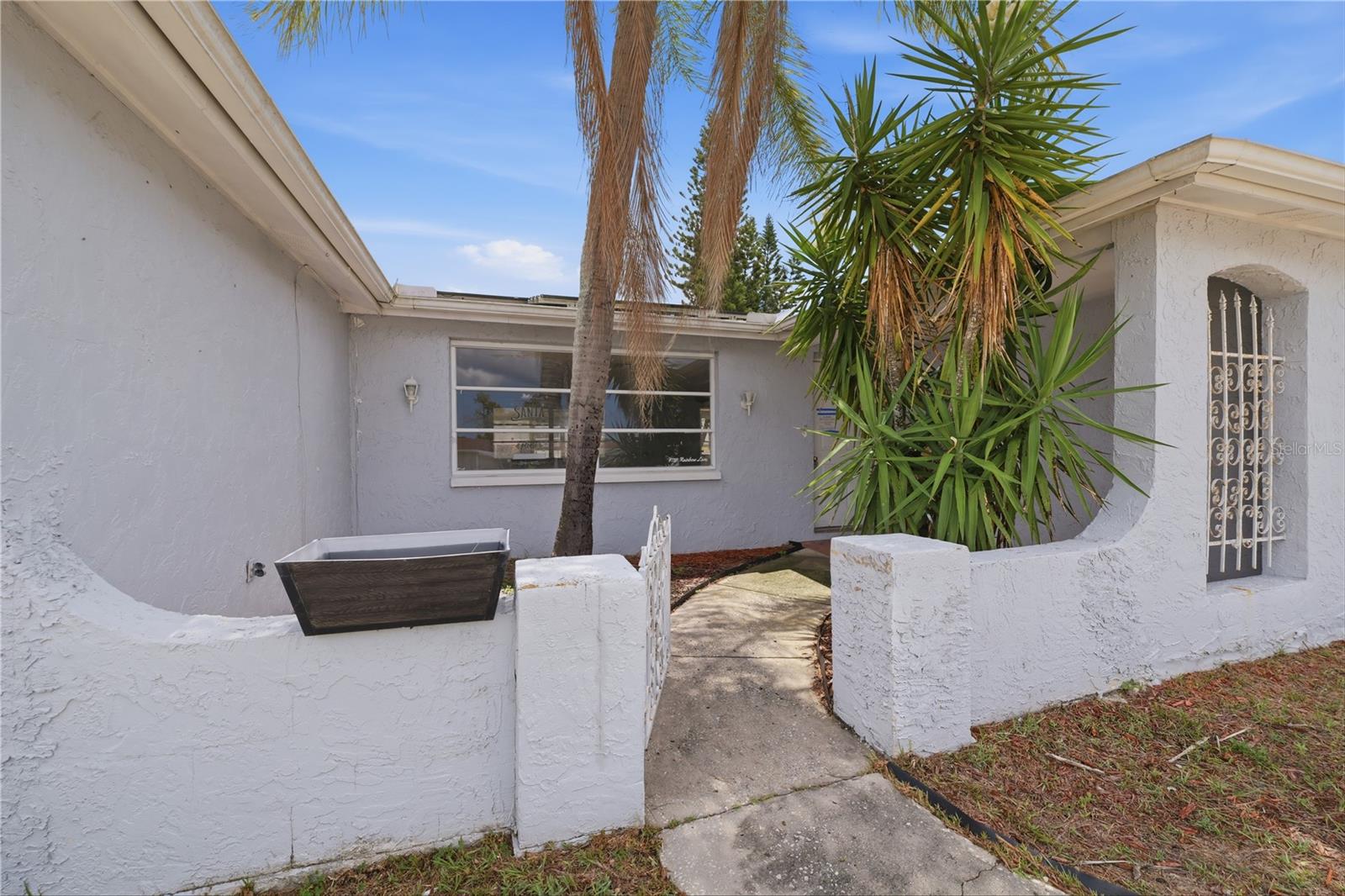 9720 RAINBOW LN — photo 5
