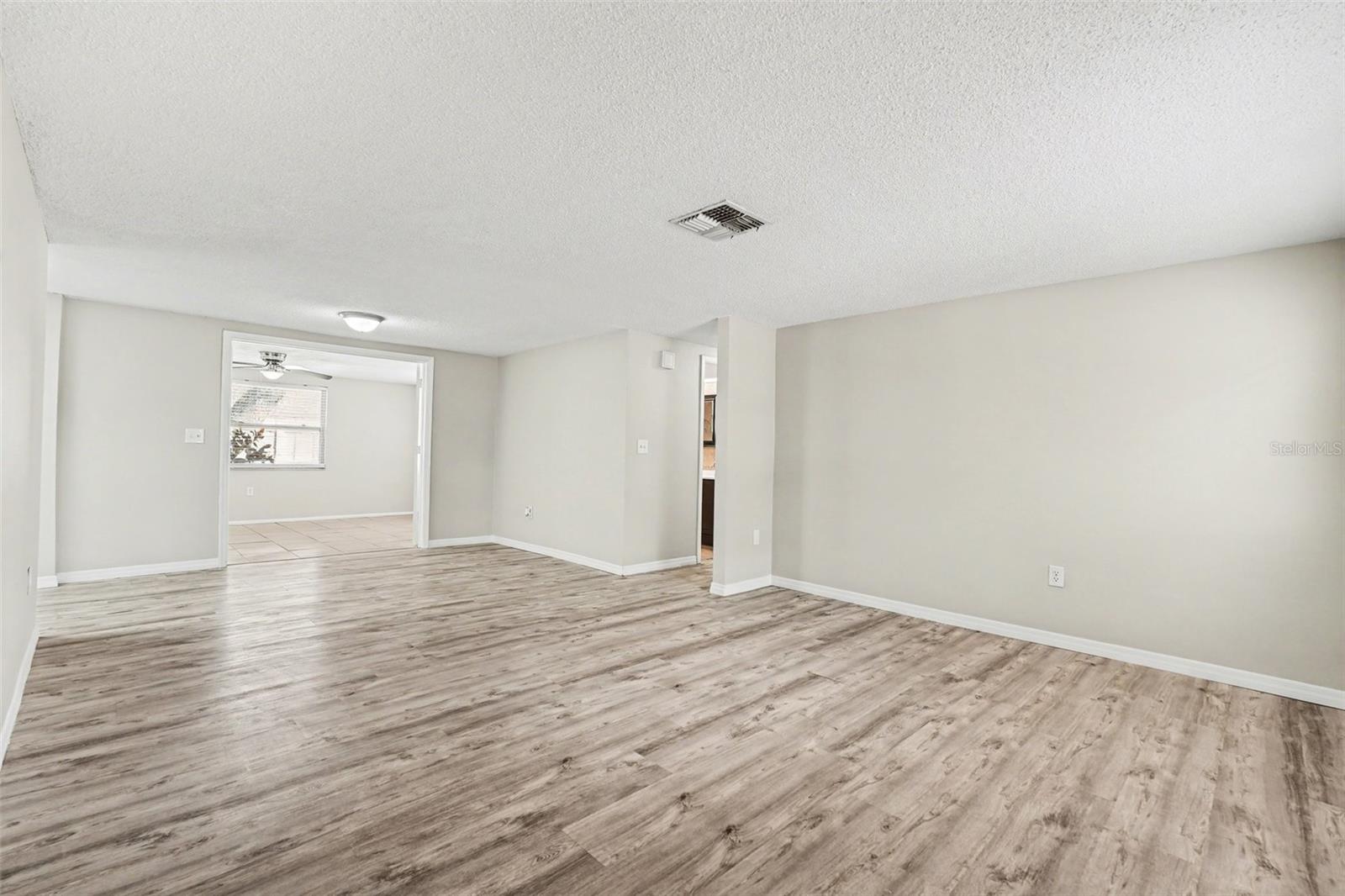7255 FIRESIDE DR — photo 7