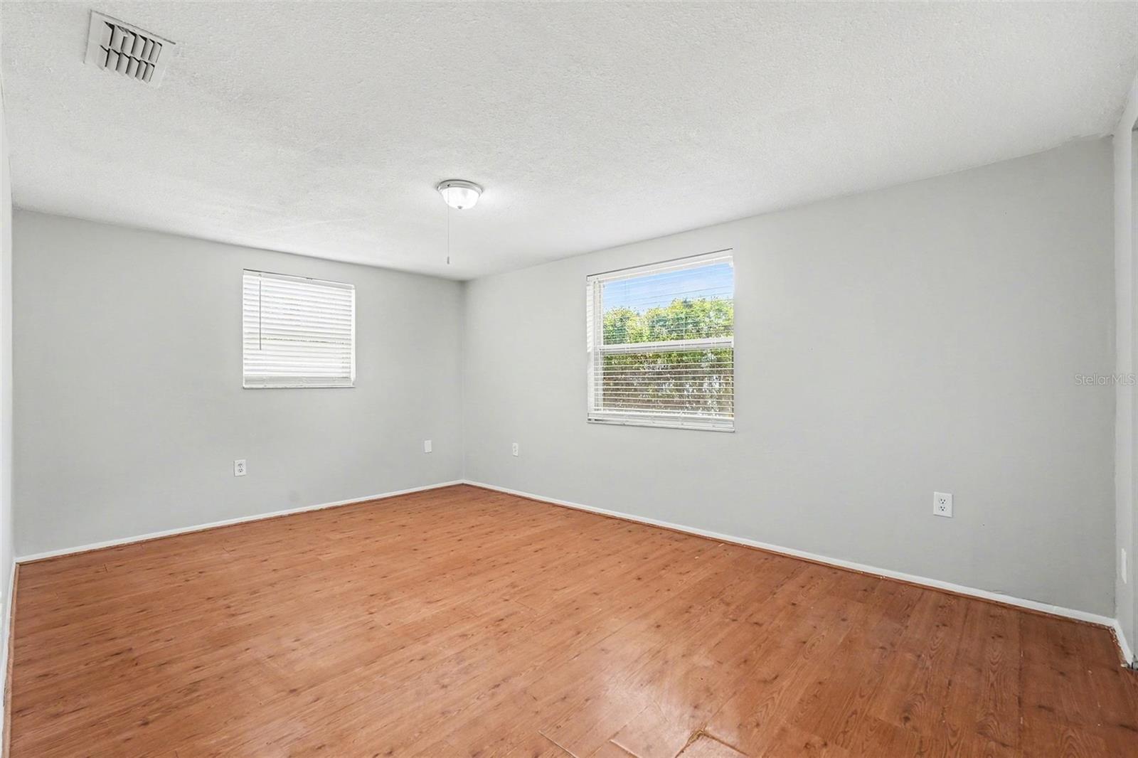 7255 FIRESIDE DR — photo 15