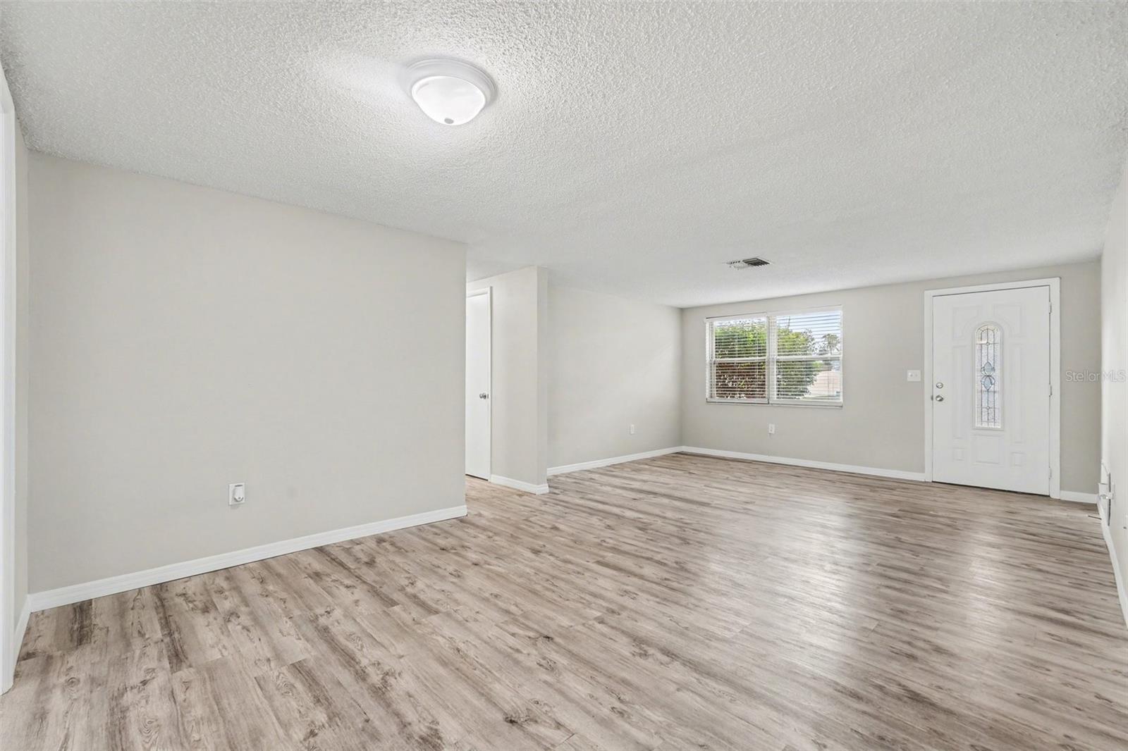 7255 FIRESIDE DR — photo 6