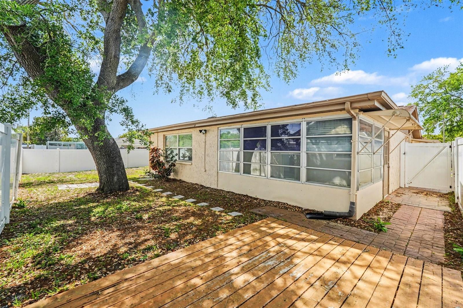 7255 FIRESIDE DR — photo 3