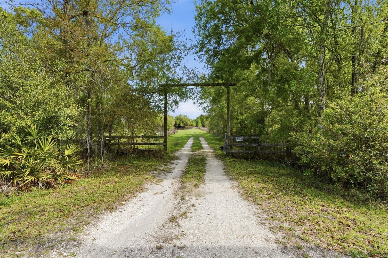 32430-32400 TAYLOR GRADE RD — photo 2