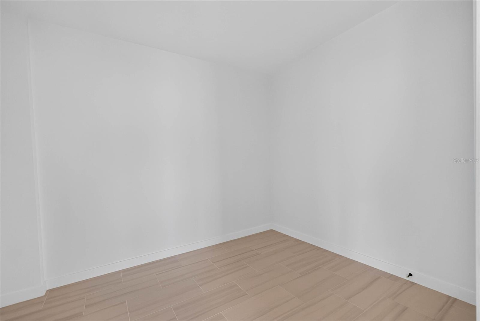 400 CENTRAL AVE #3401 — photo 25