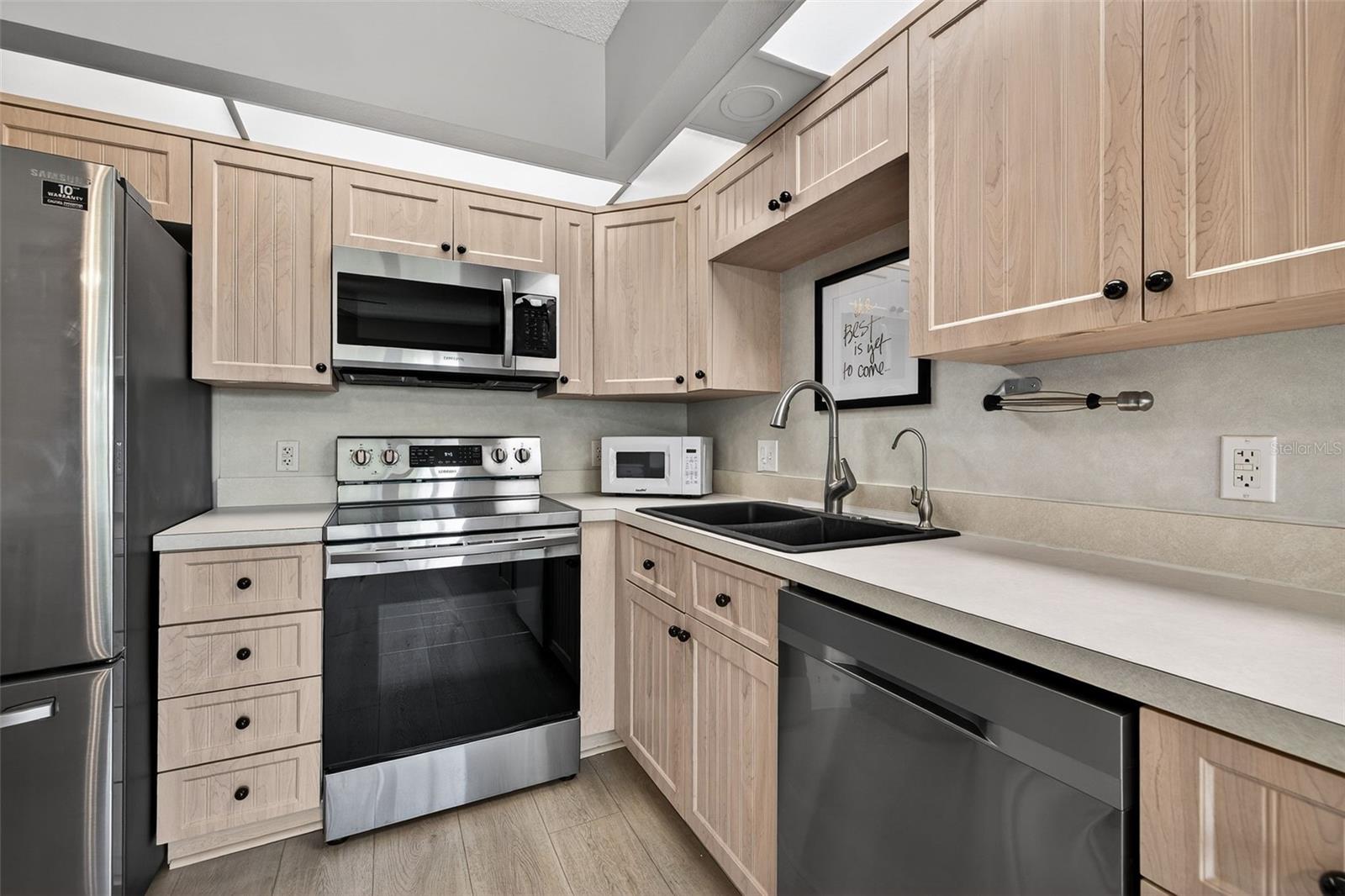 2231 UTOPIAN DR E #219 — photo 9
