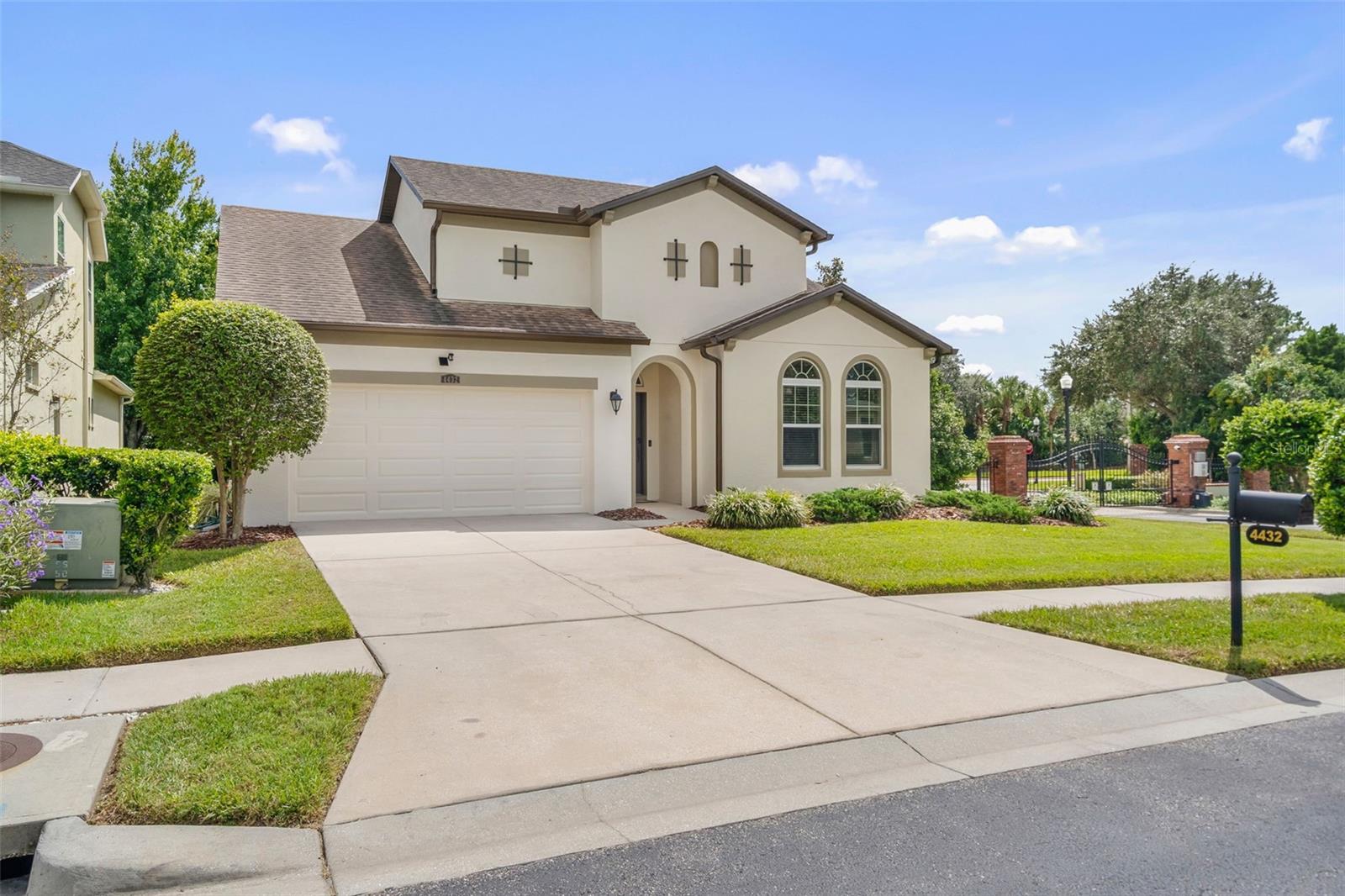 4432 VERMILLION SKY DR — photo 2