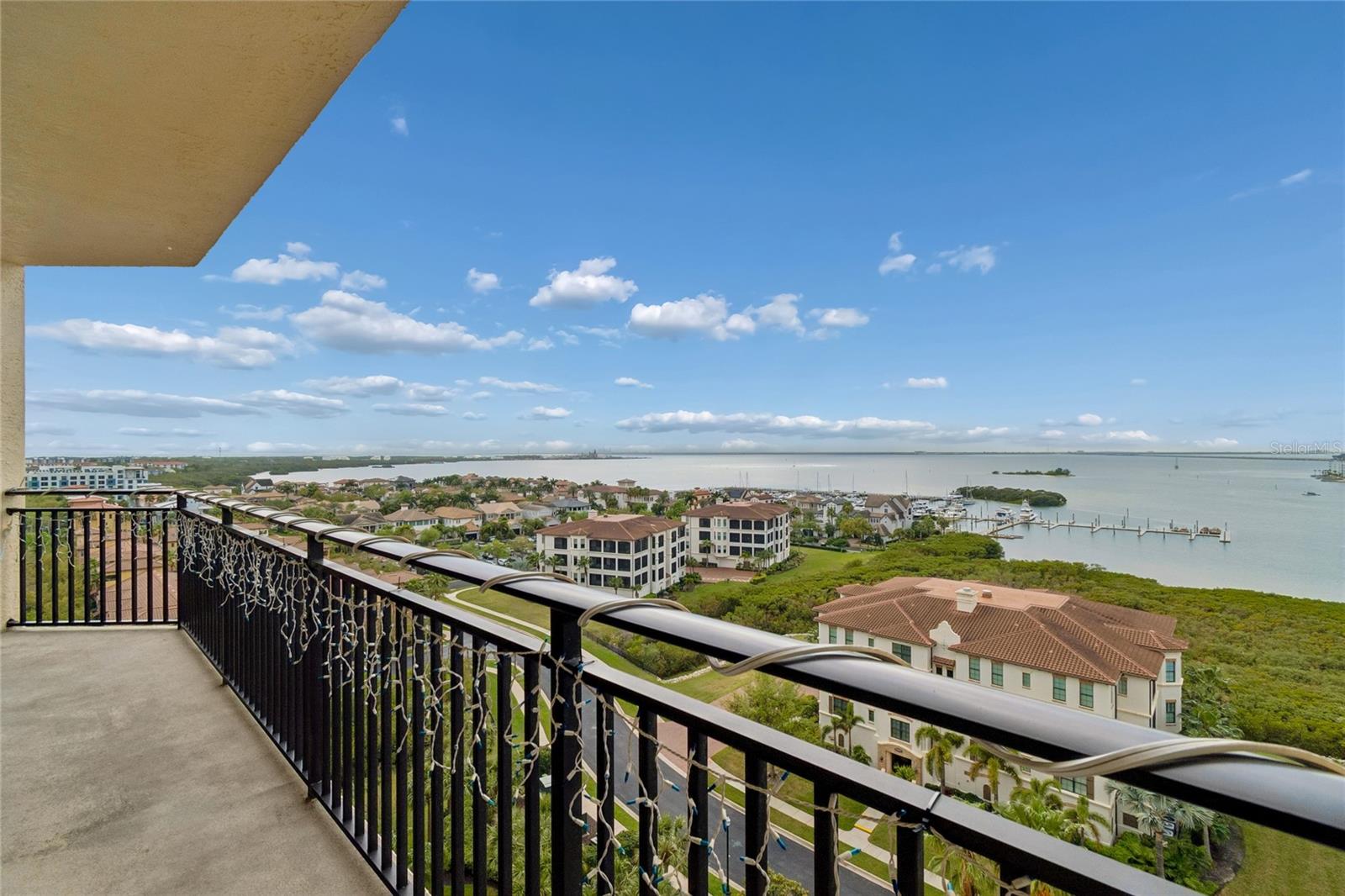 5823 BOWEN DANIEL DR #1103 — photo 4