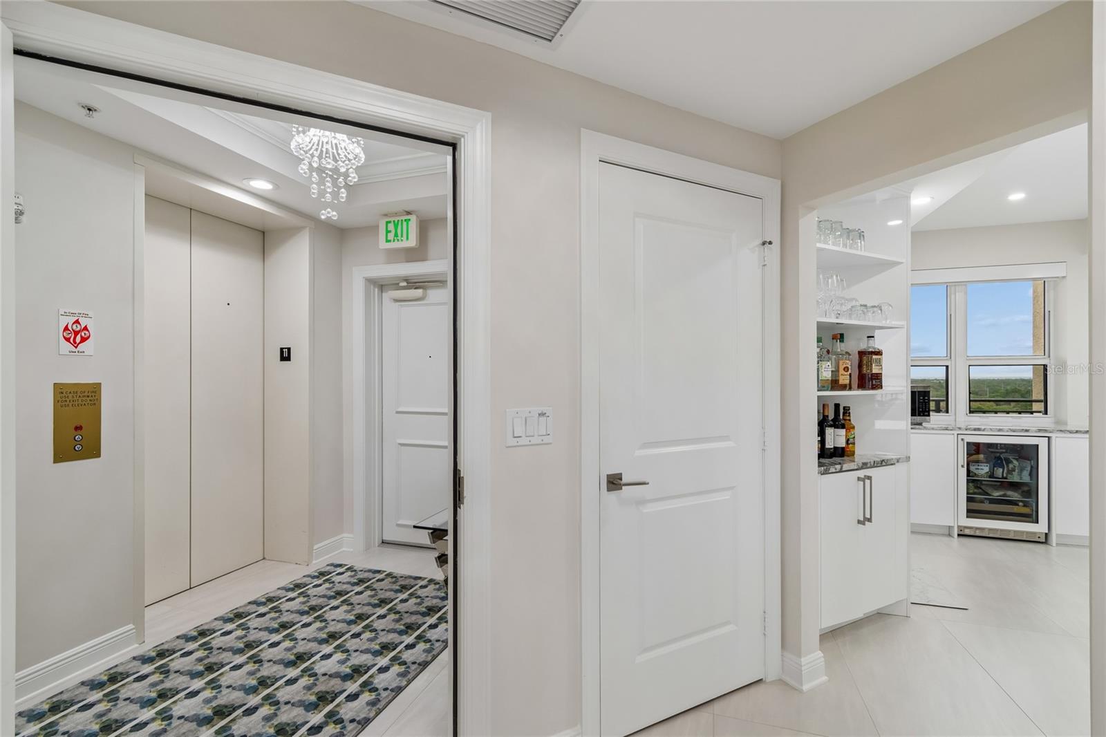 5823 BOWEN DANIEL DR #1103 — photo 8