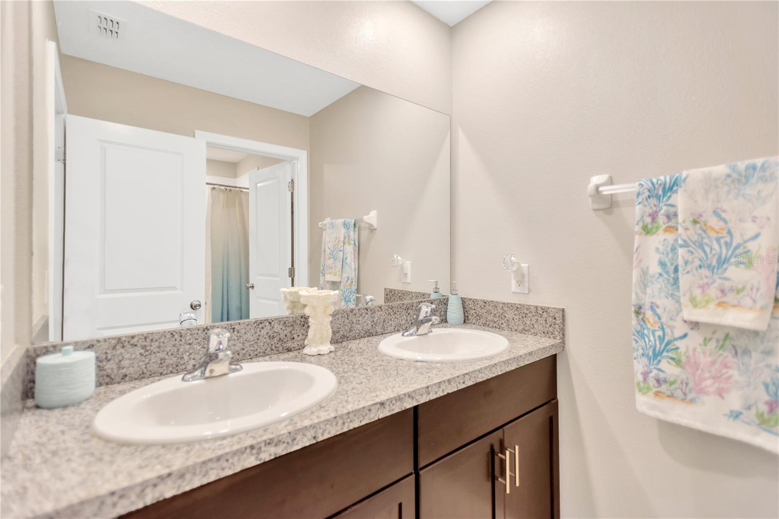 5441 RAINWOOD MEADOWS DR — photo 29