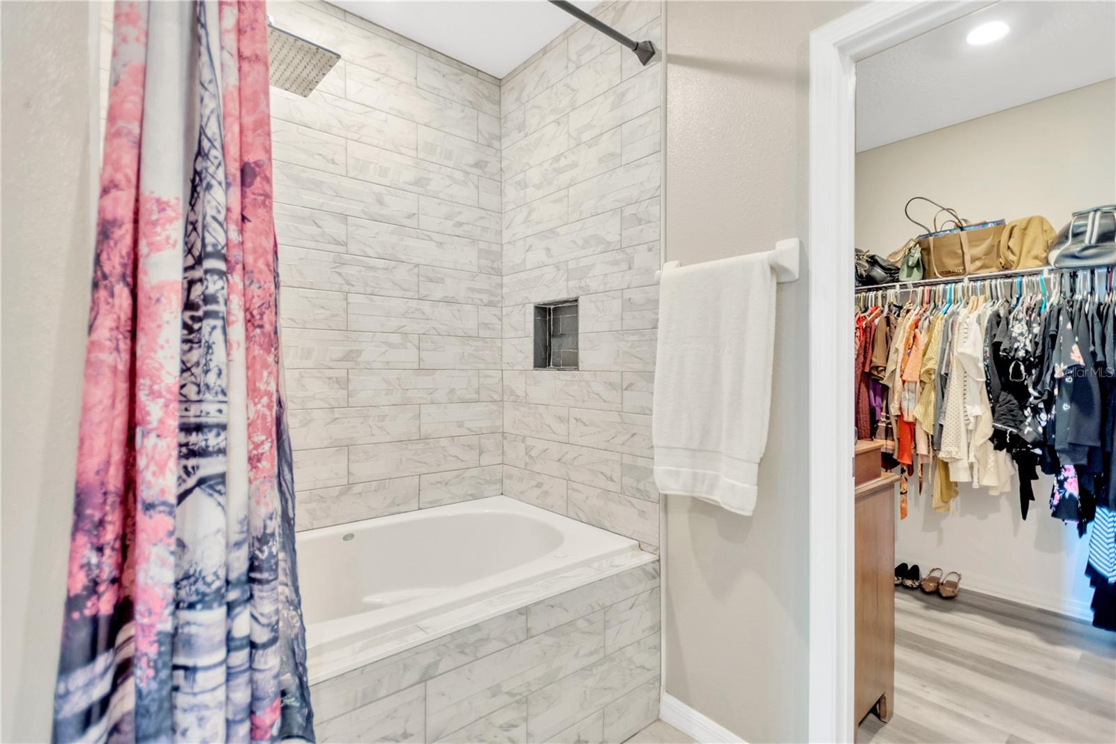 5441 RAINWOOD MEADOWS DR — photo 24