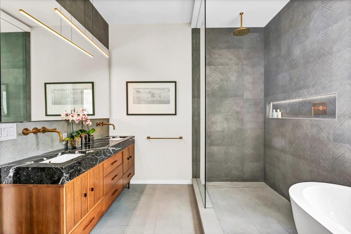14077 N BAYSHORE DR — photo 26