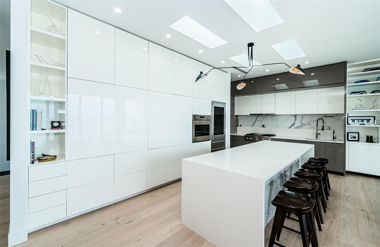 14077 N BAYSHORE DR — photo 10