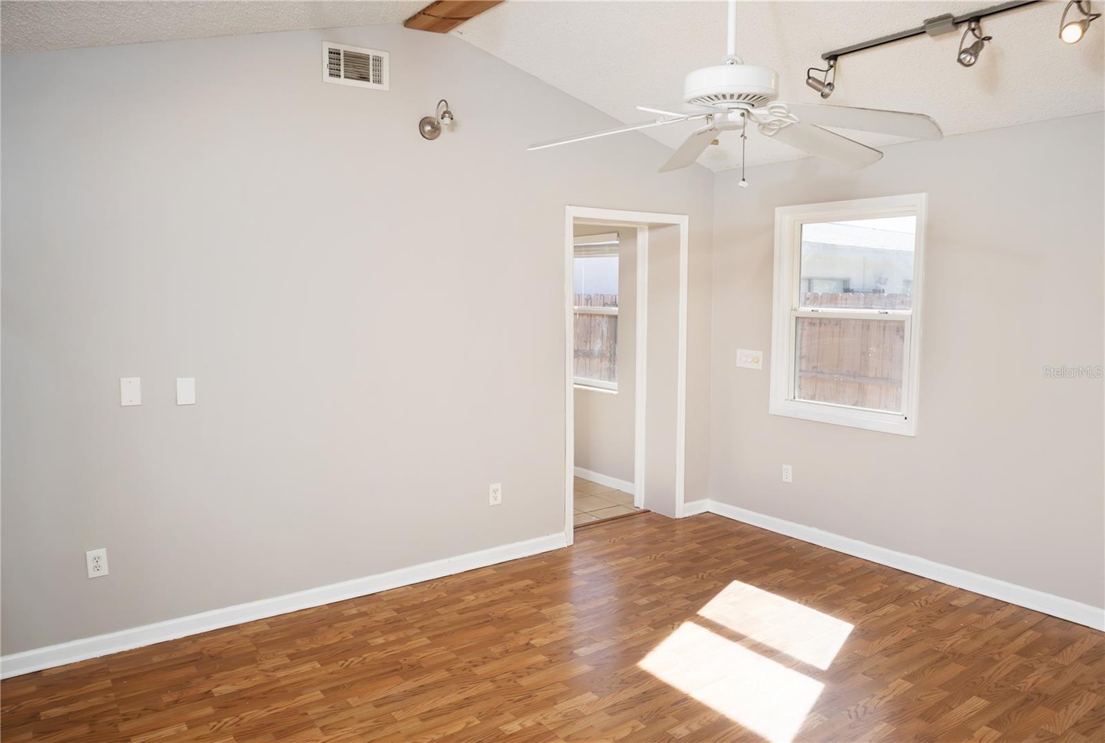9939 WOODRIDGE CT — photo 24