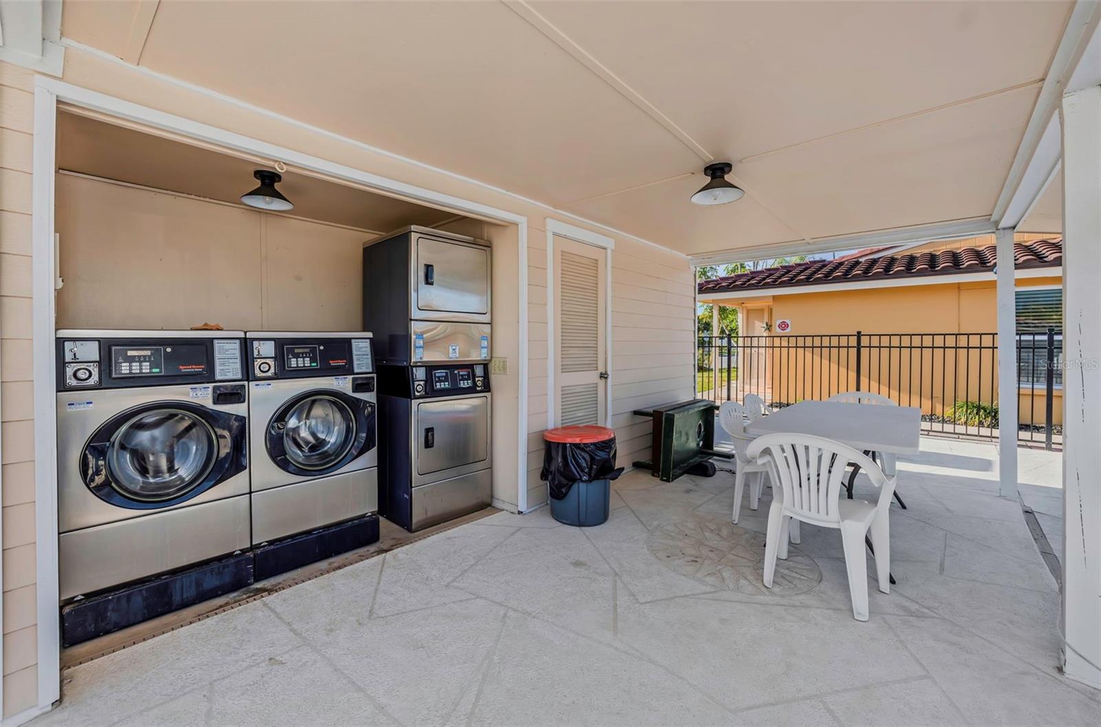 2600 N PAULA DR #12D — photo 33
