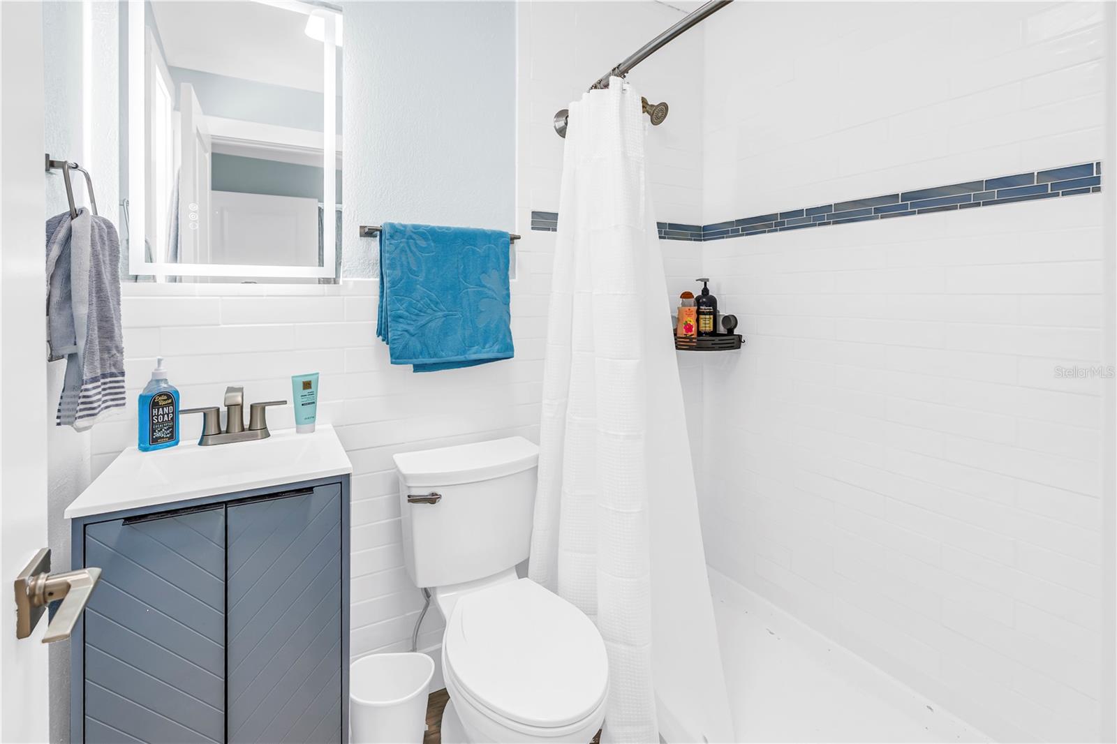 6892 GULF WINDS DR #1 — photo 18