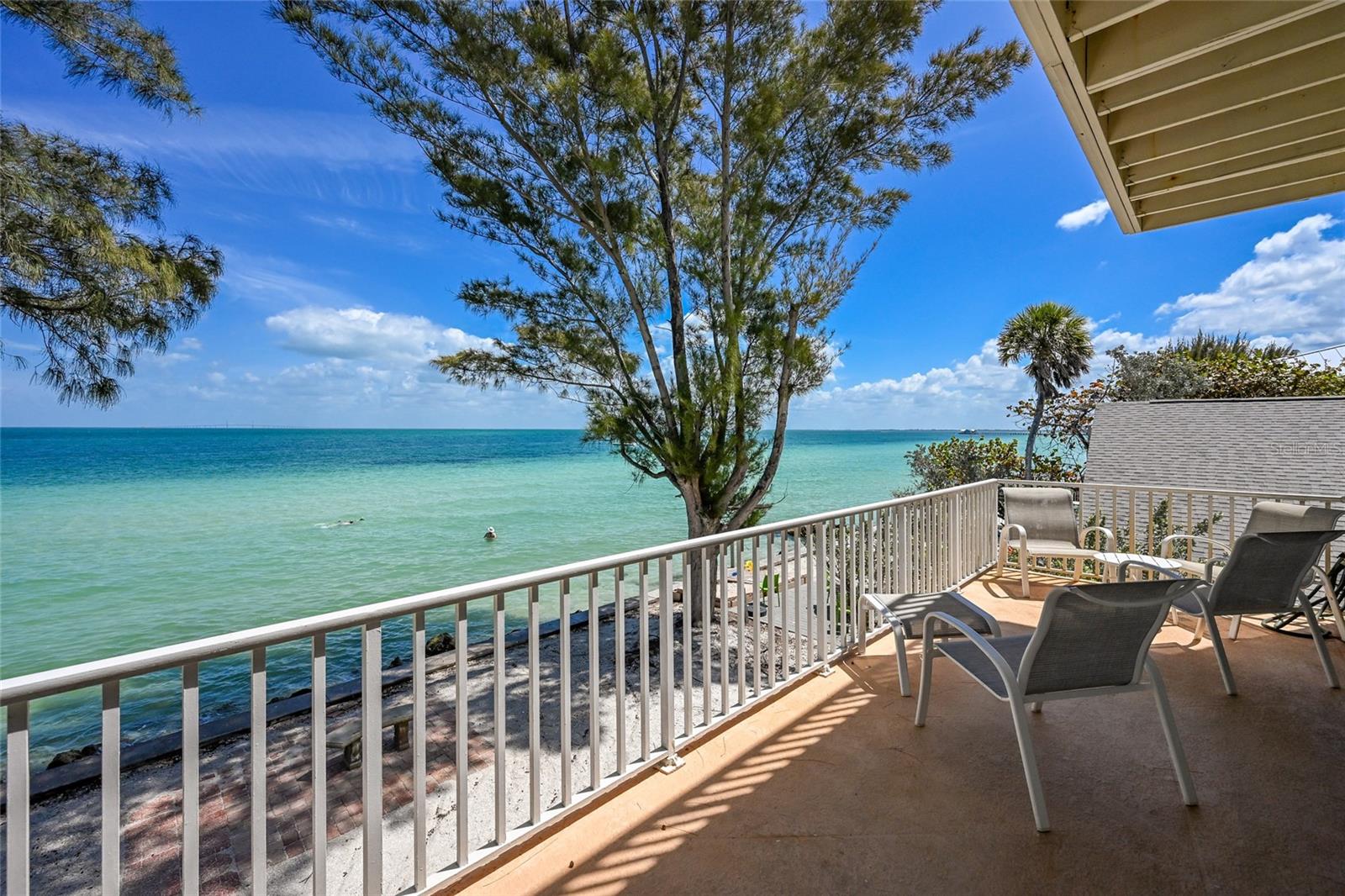889 N SHORE DR — photo 14