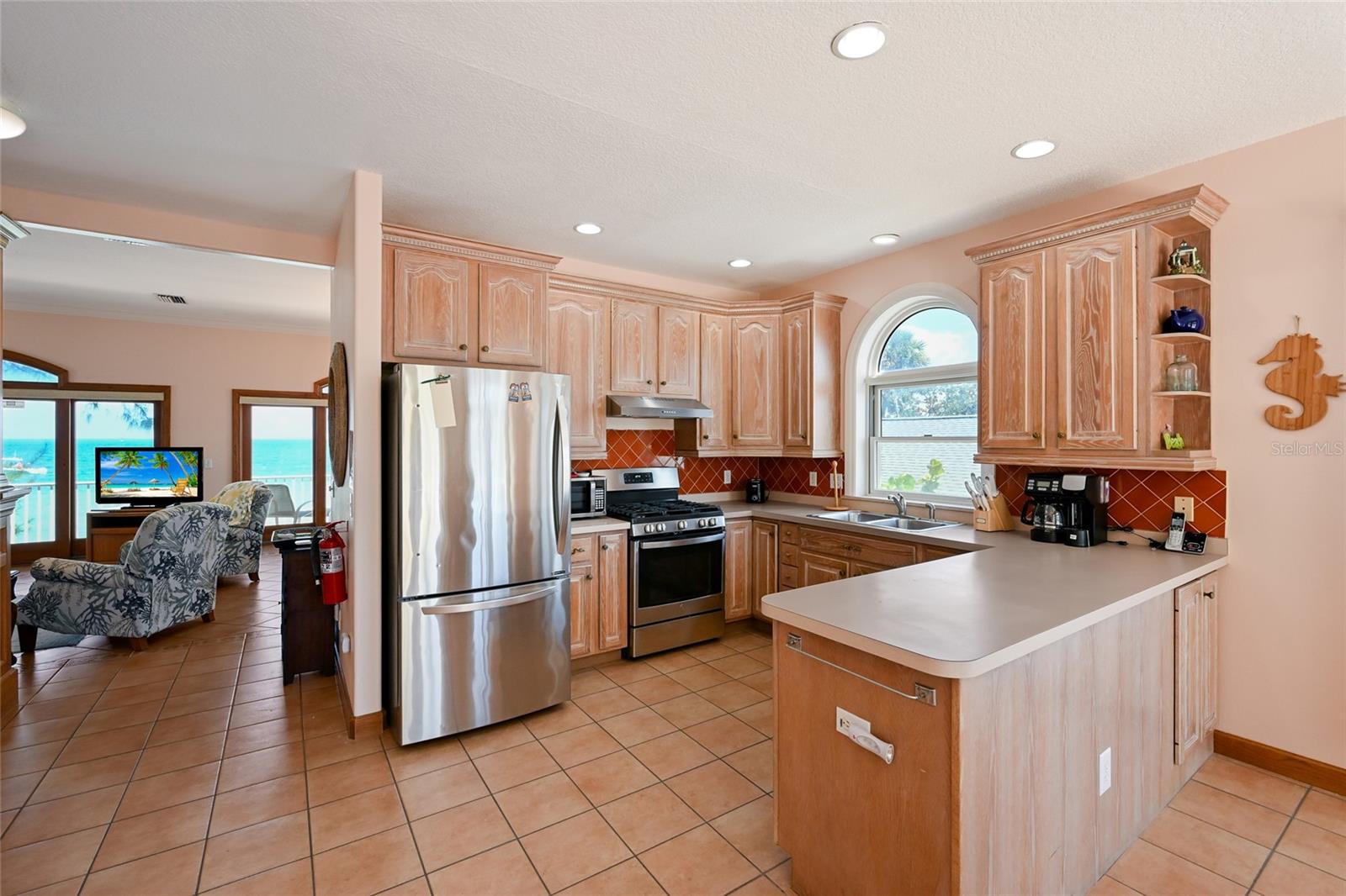 889 N SHORE DR — photo 18