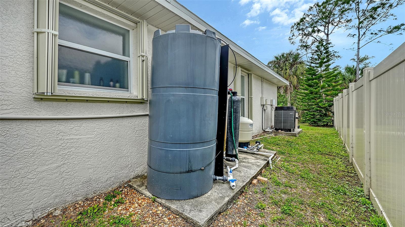 2051 SNOVER AVE — photo 63