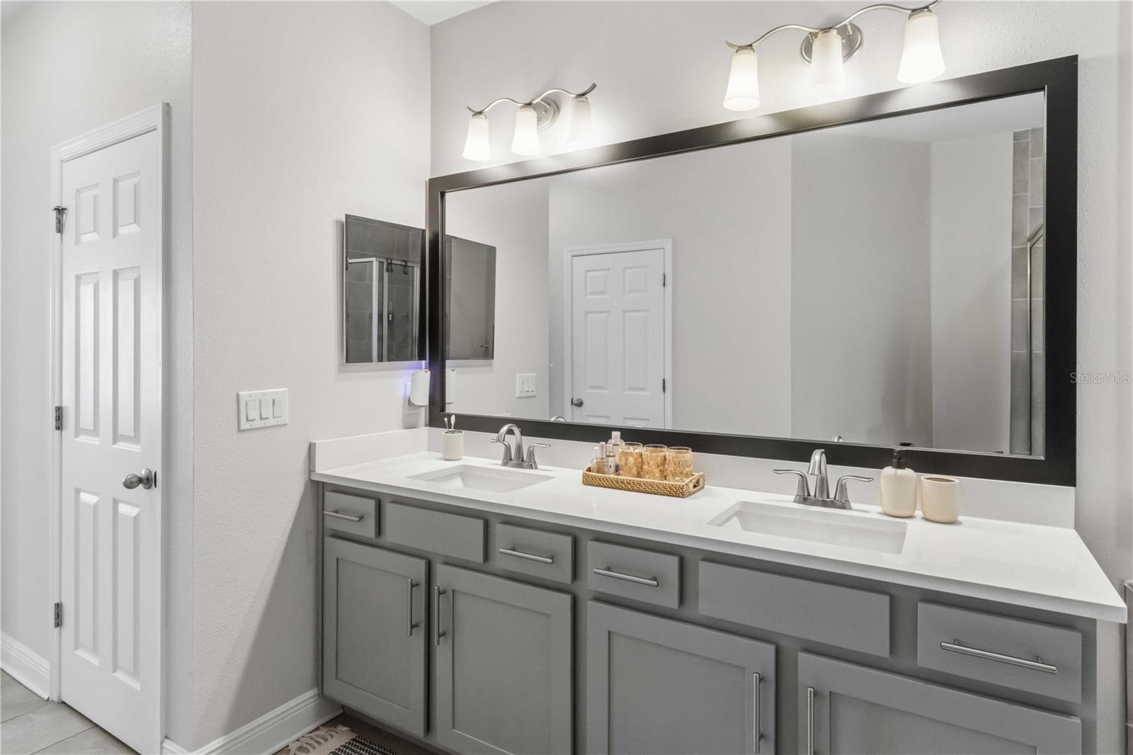 9545 W PARK VILLAGE DR — photo 14