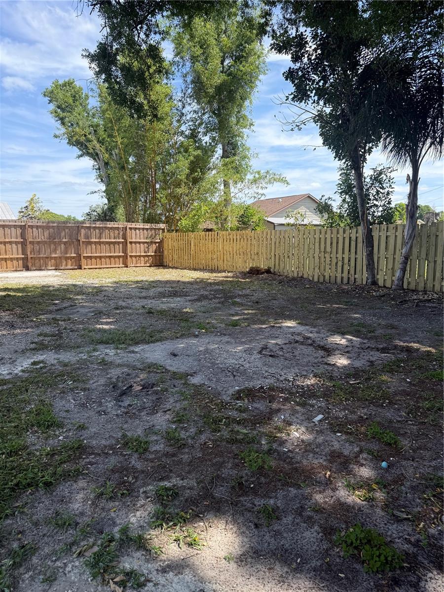 2911 PAFKO DR — photo 4