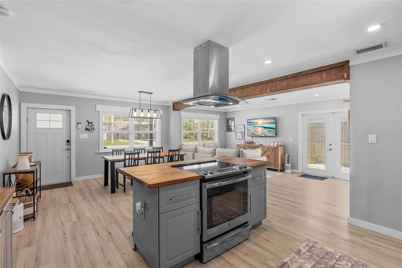 3412 W BAY AVE — photo 12
