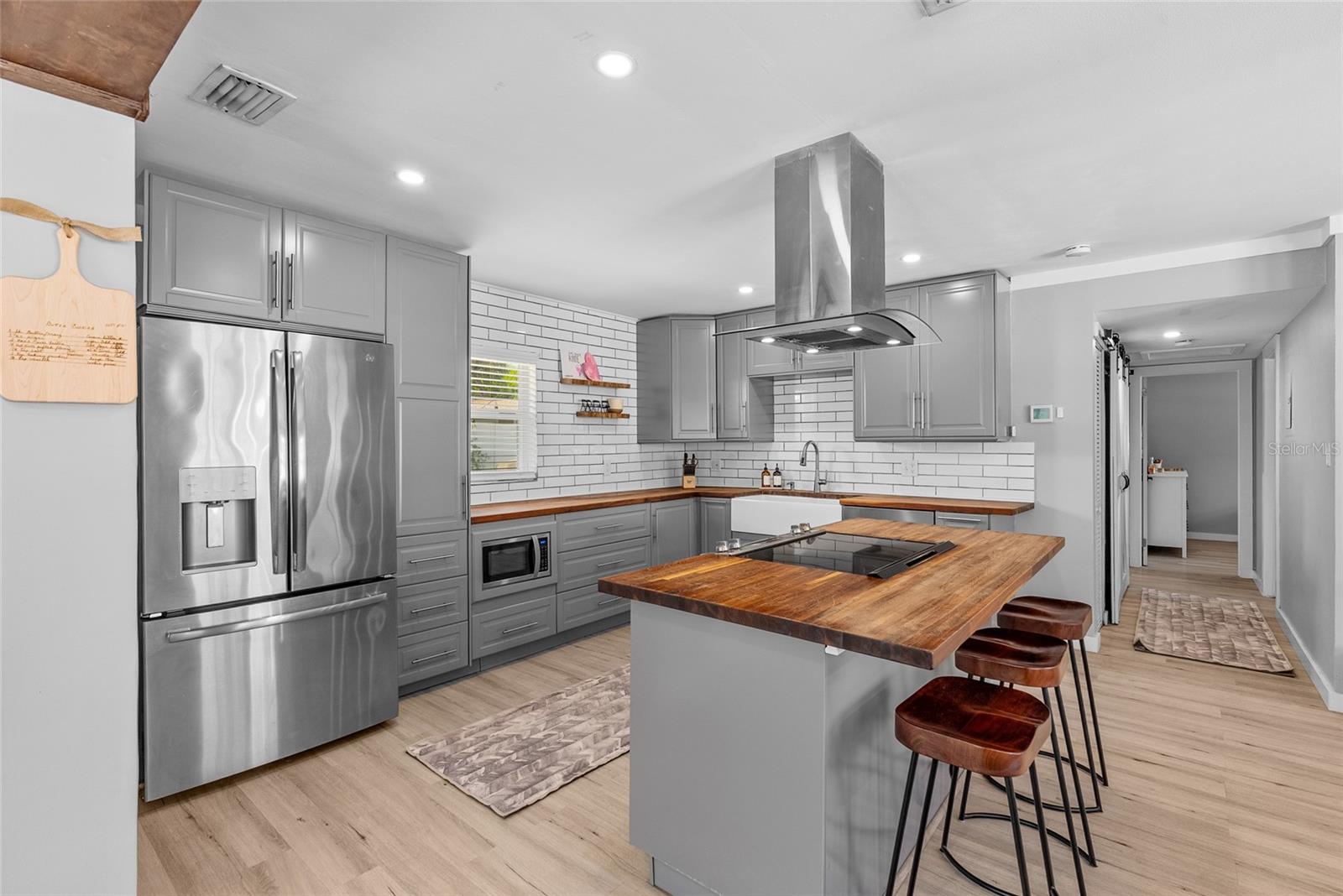 3412 W BAY AVE — photo 9