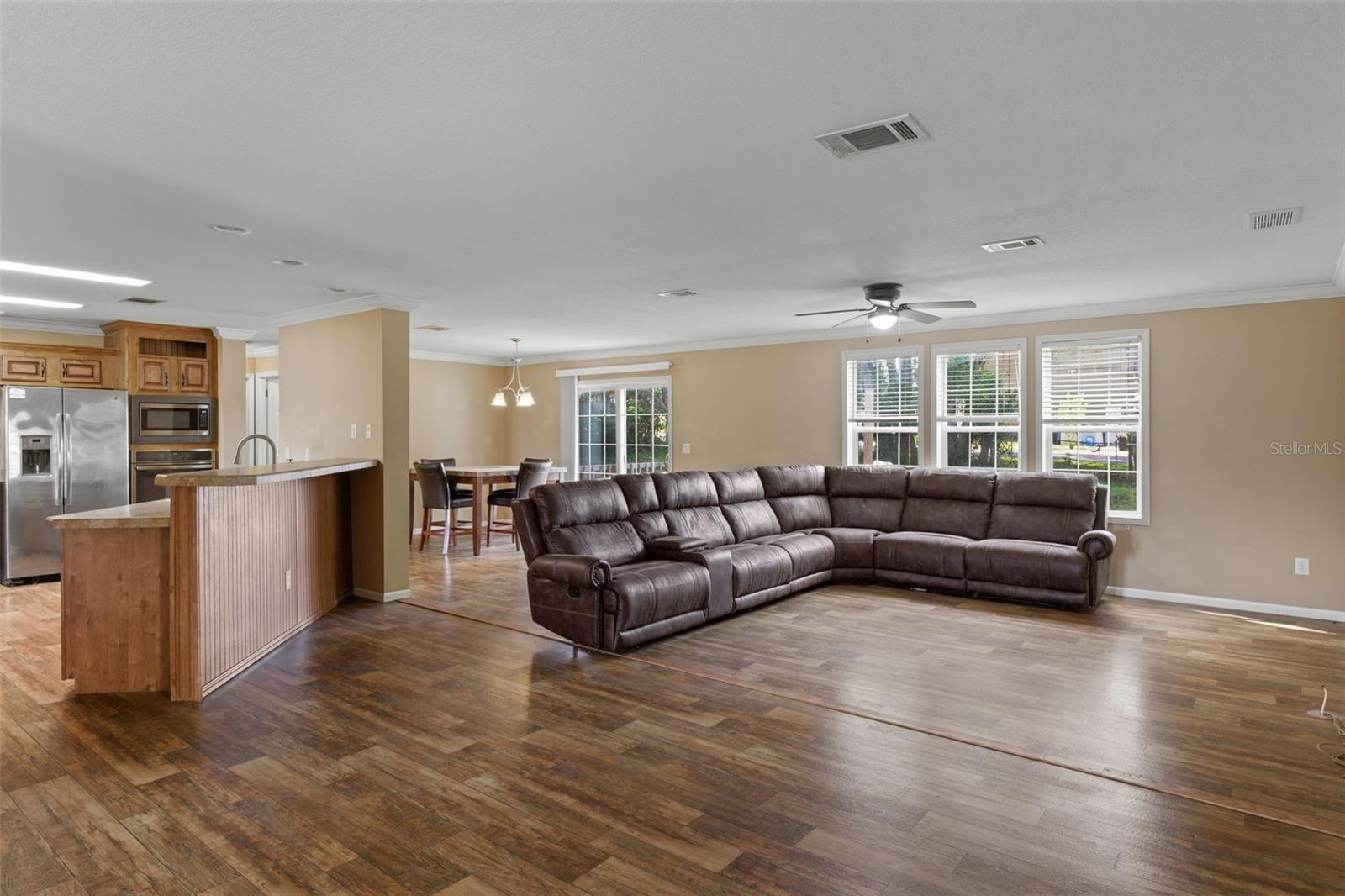 38616 COLEEN AVE — photo 14