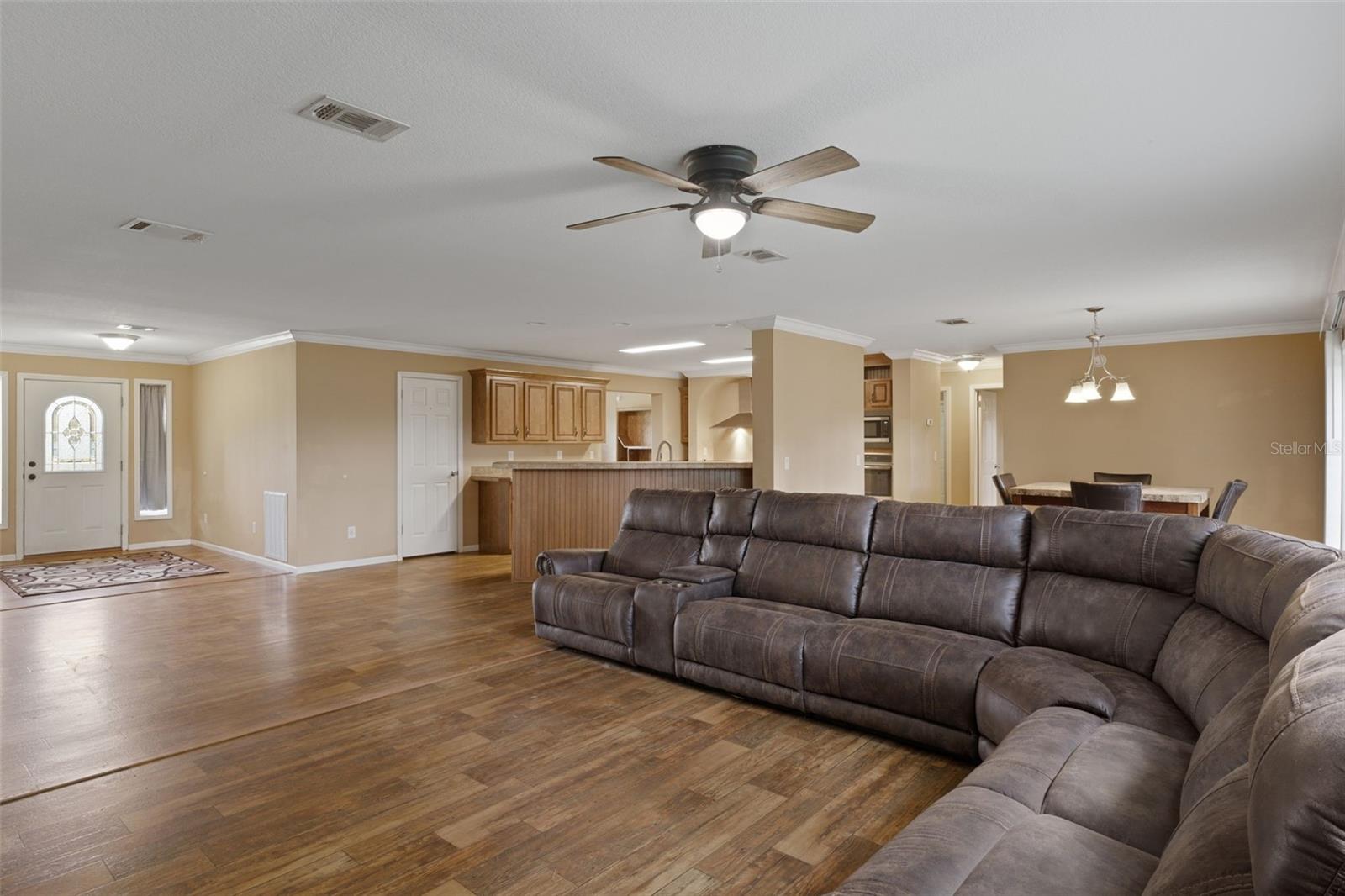 38616 COLEEN AVE — photo 18