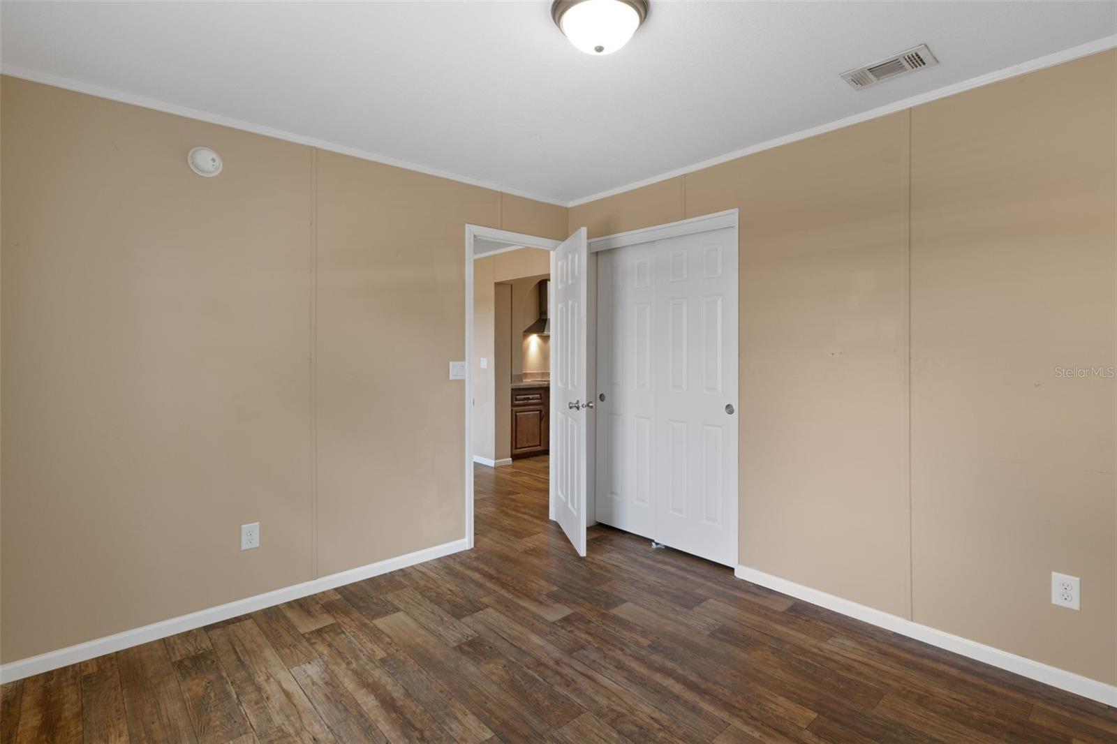 38616 COLEEN AVE — photo 46