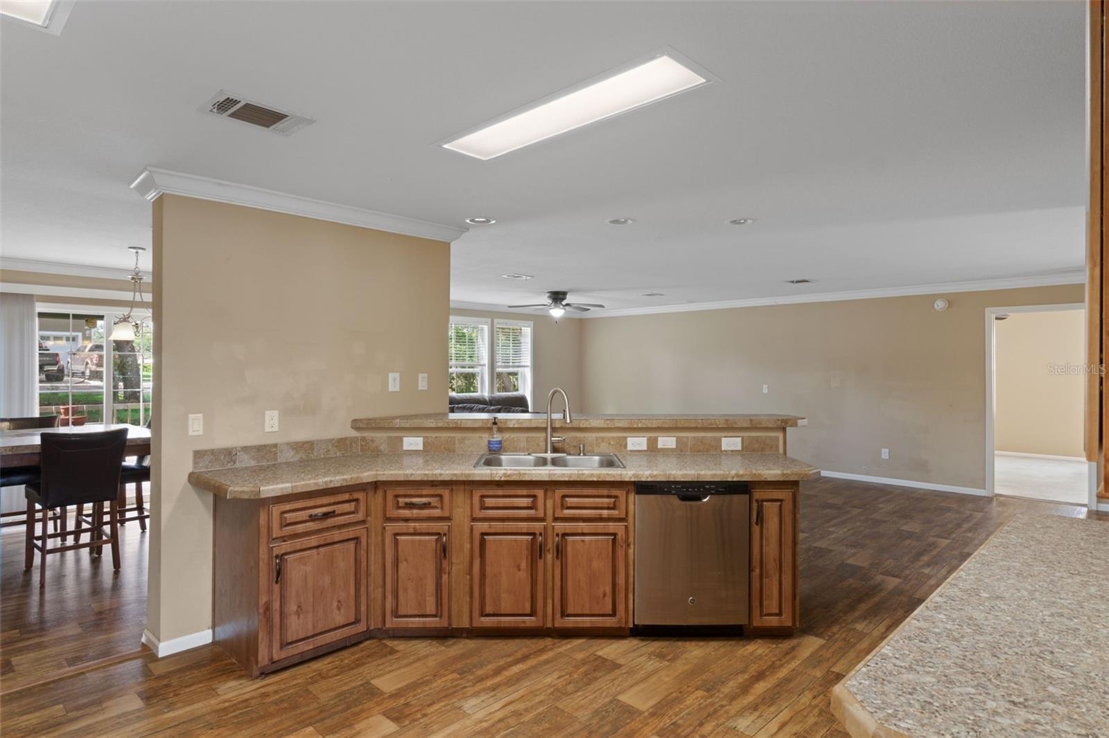 38616 COLEEN AVE — photo 24