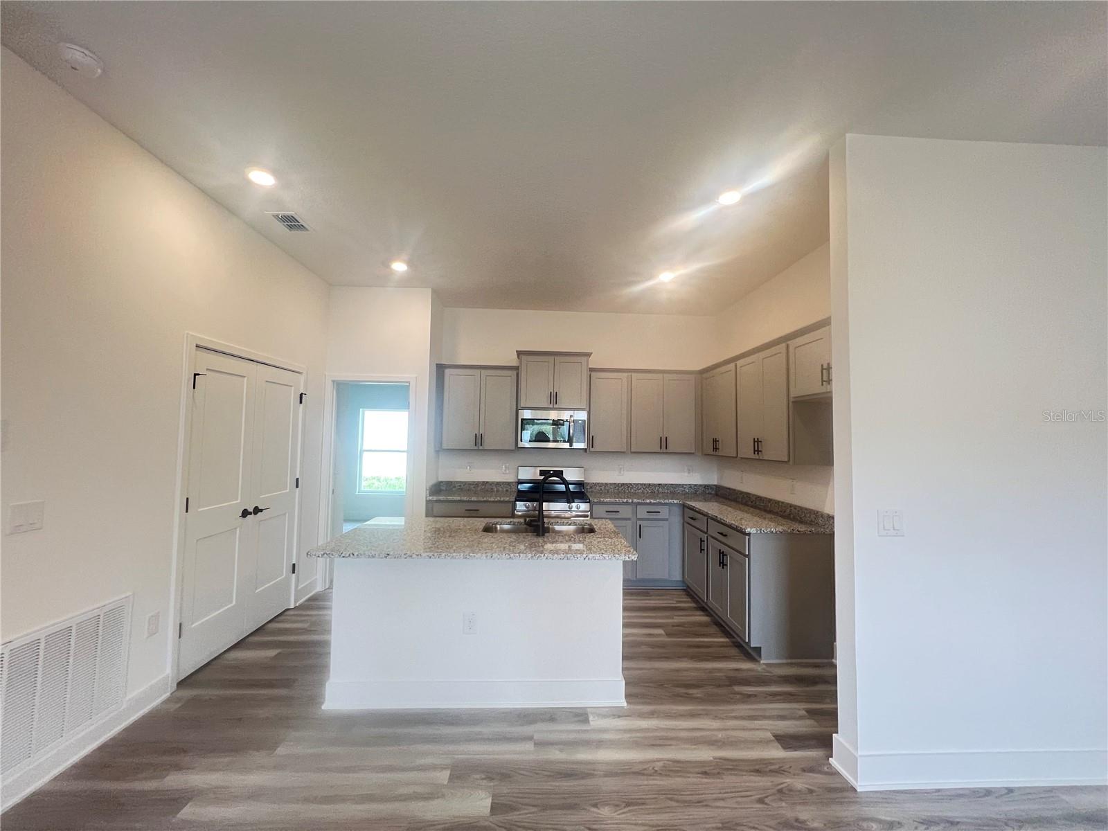 12964 KENT BRADLEY ST — photo 19