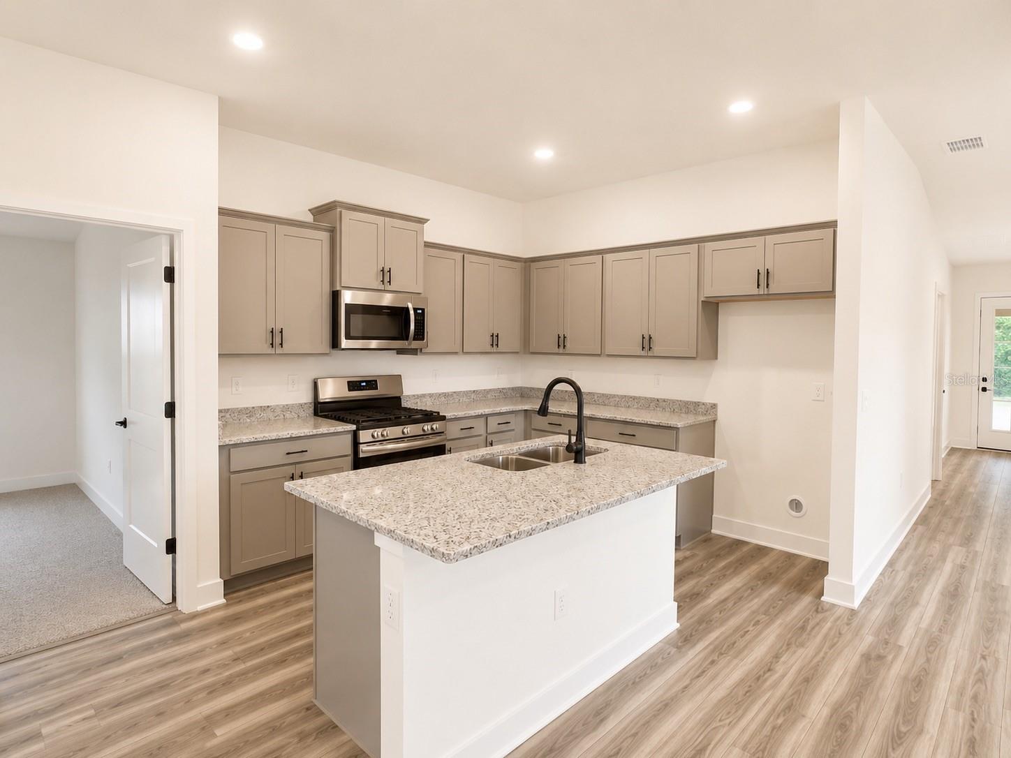 12964 KENT BRADLEY ST — photo 8