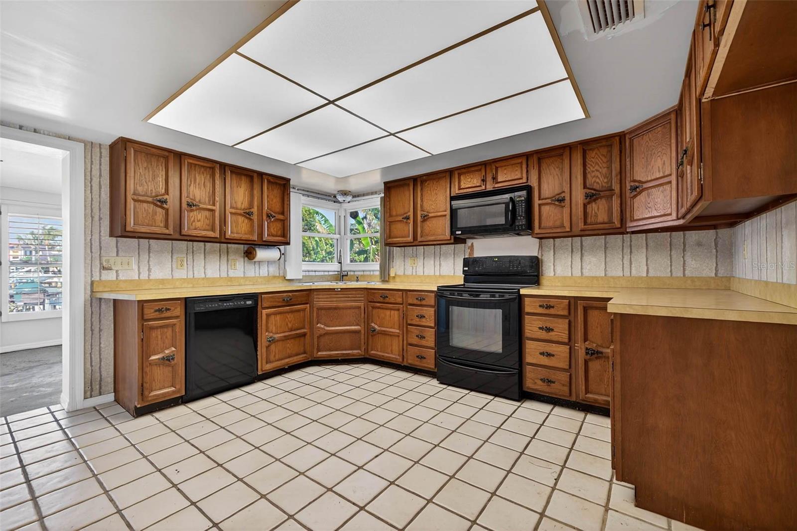 3103 WEDGEWOOD DR — photo 8