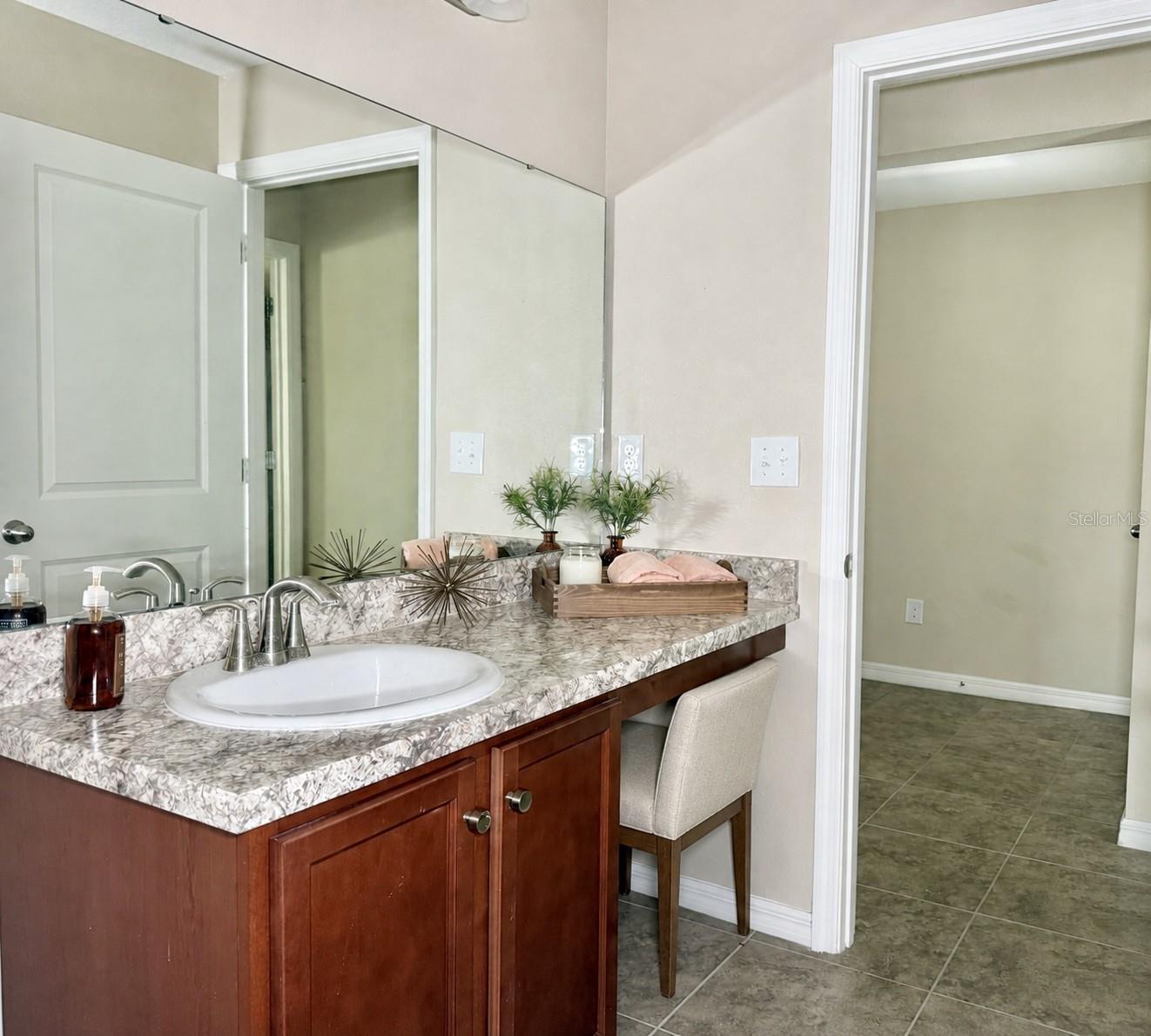 9242 FREEDOM HILL DR — photo 33