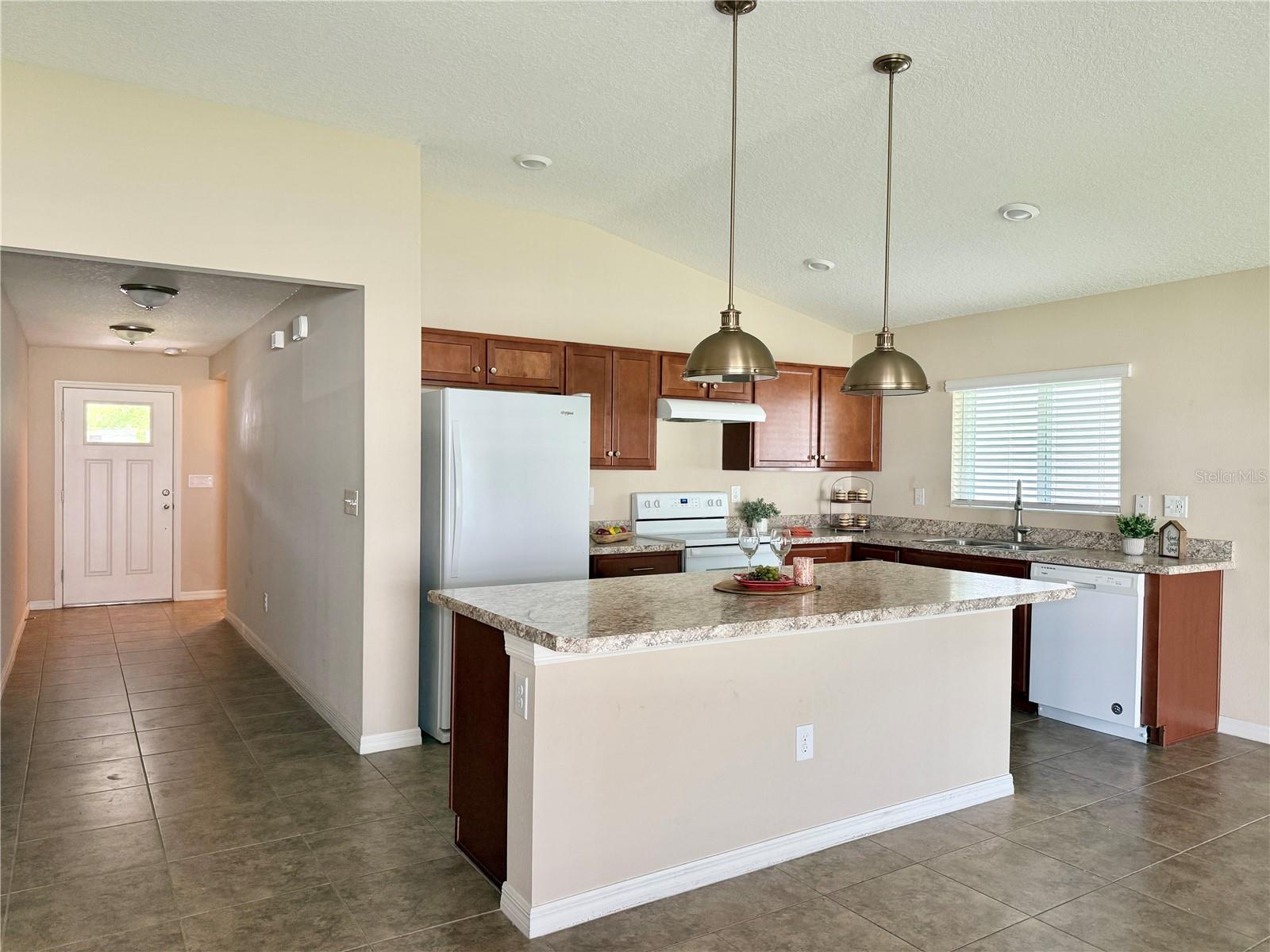 9242 FREEDOM HILL DR — photo 6