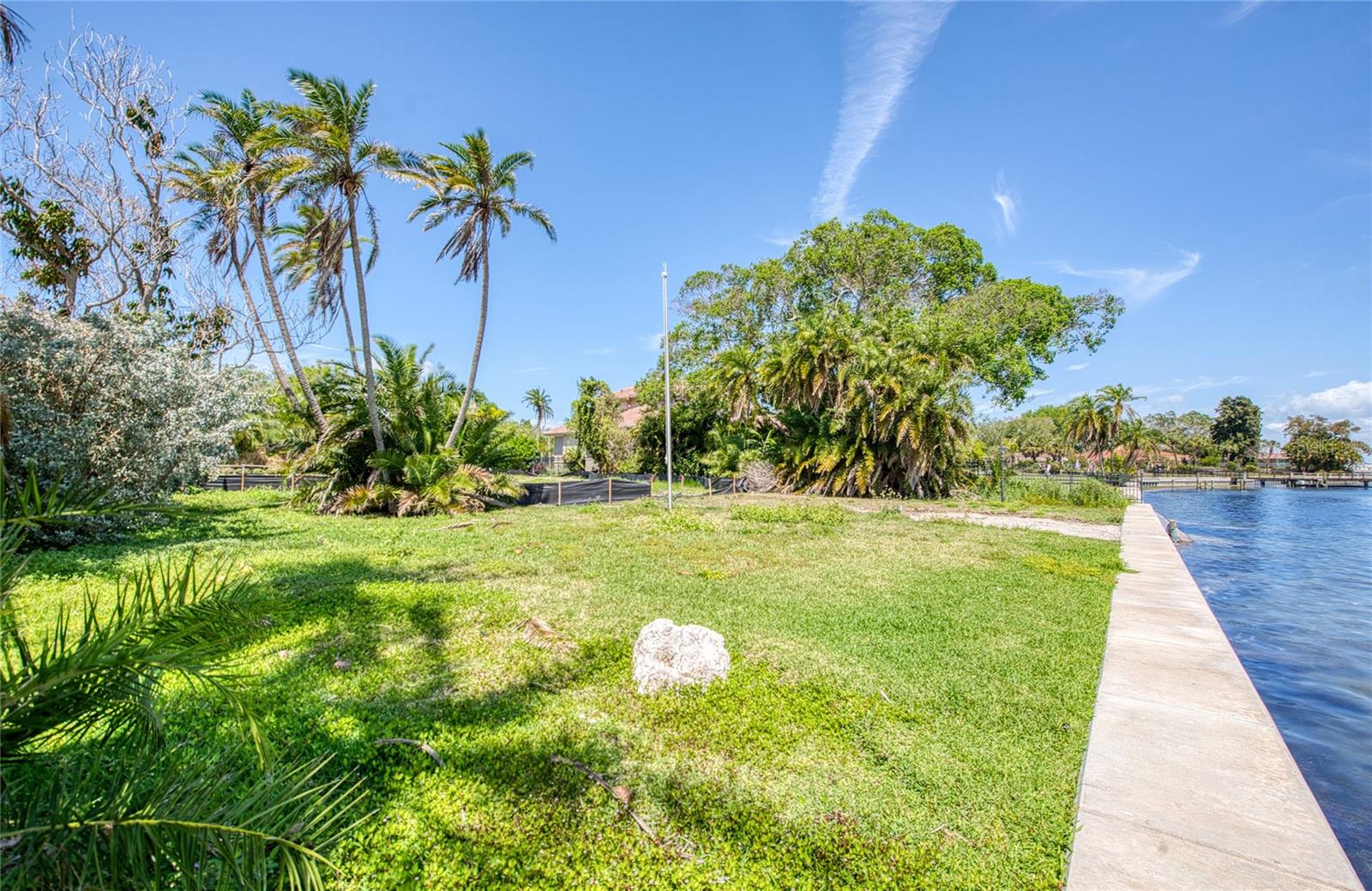 5926 BAHAMA SHORES DR S — photo 22