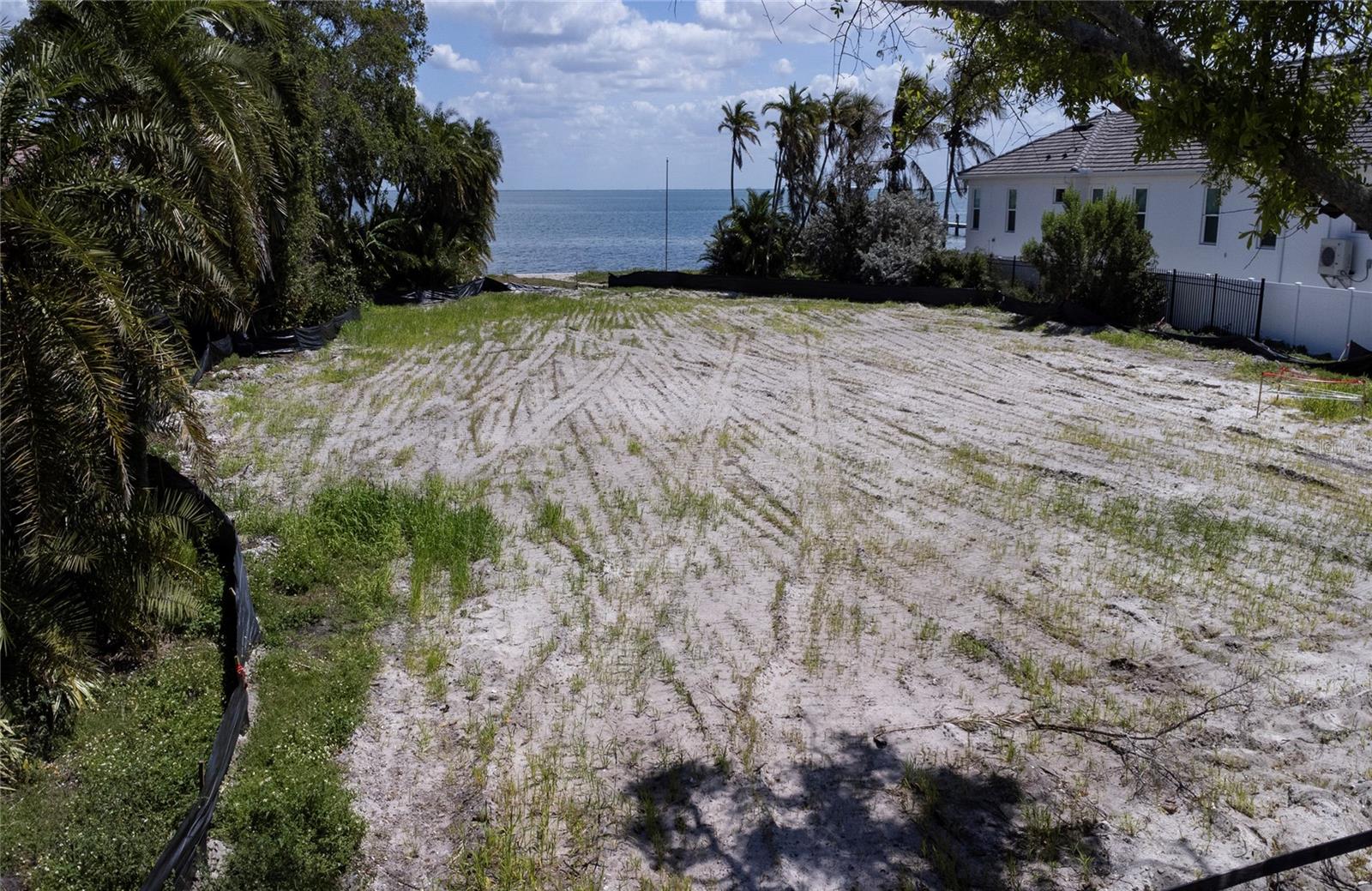 5926 BAHAMA SHORES DR S — photo 17