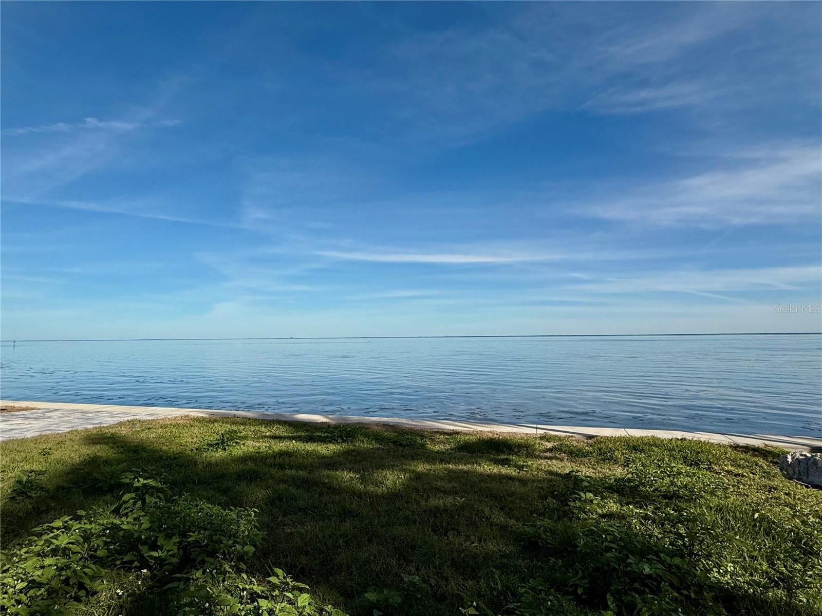 5926 BAHAMA SHORES DR S — photo 2