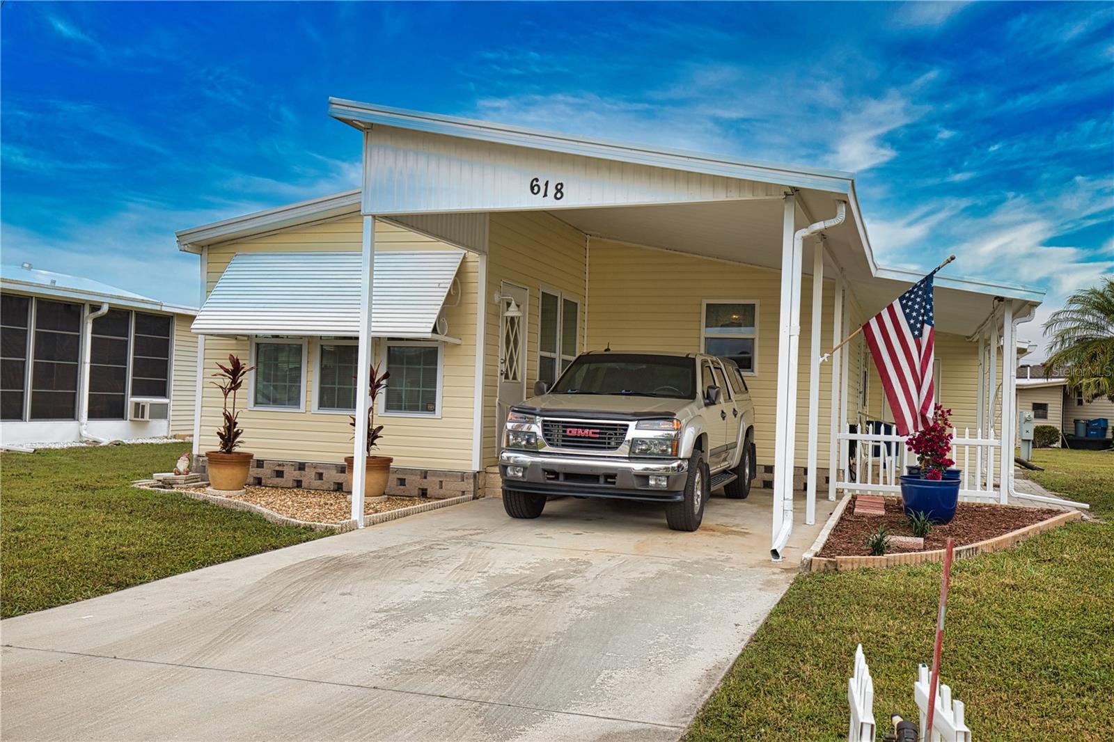 618 IGLESIA DR — photo 2