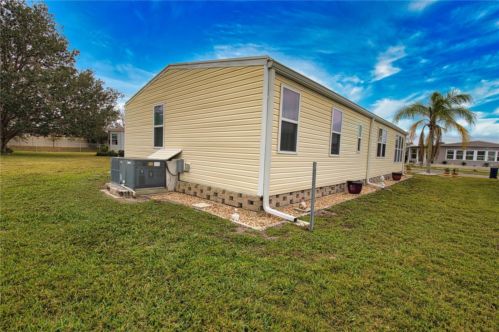 618 IGLESIA DR — photo 34