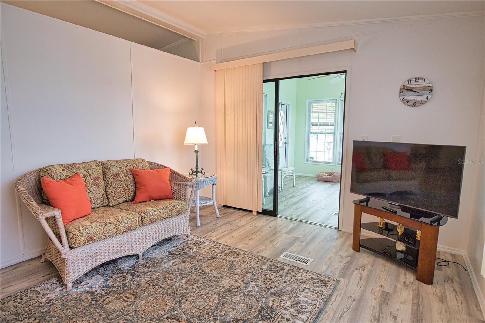 618 IGLESIA DR — photo 13