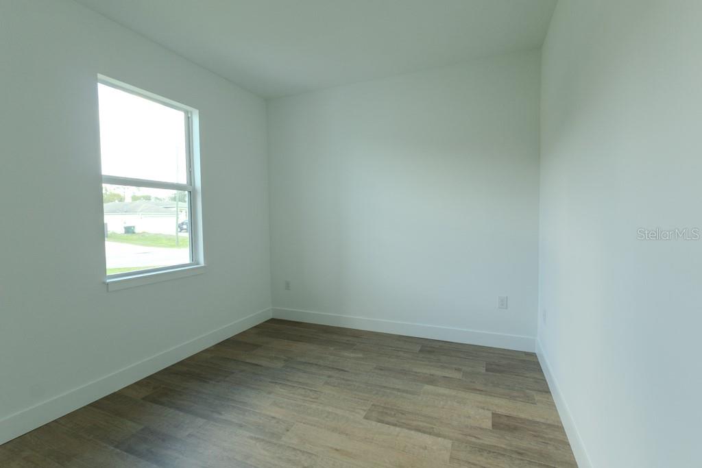 4323 LA FRANCE AVE — photo 13