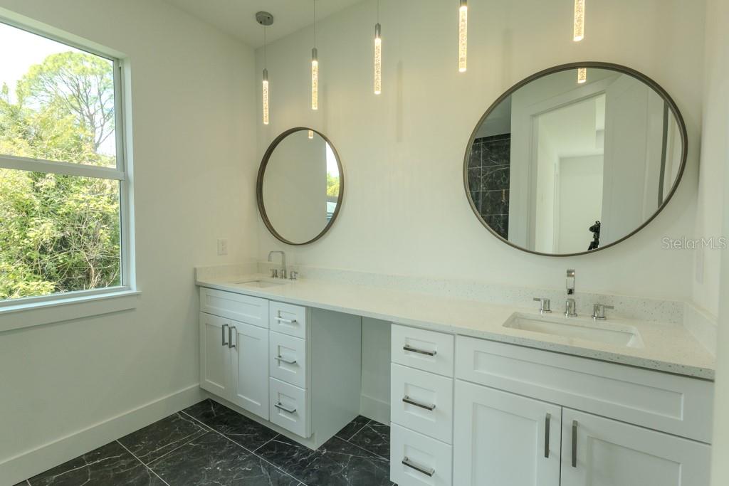 4323 LA FRANCE AVE — photo 7