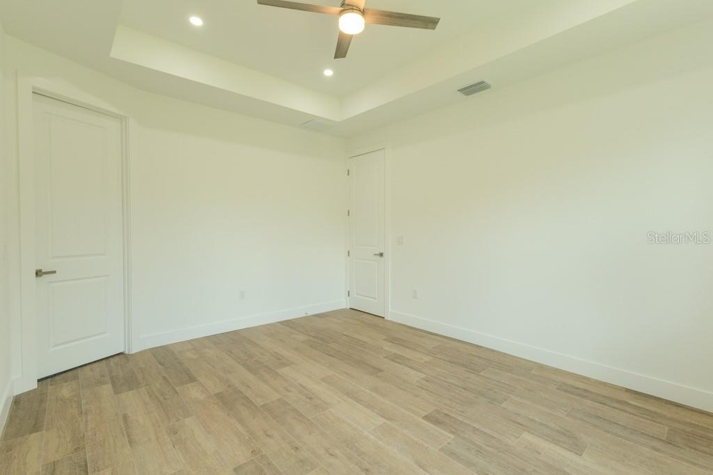 4323 LA FRANCE AVE — photo 10