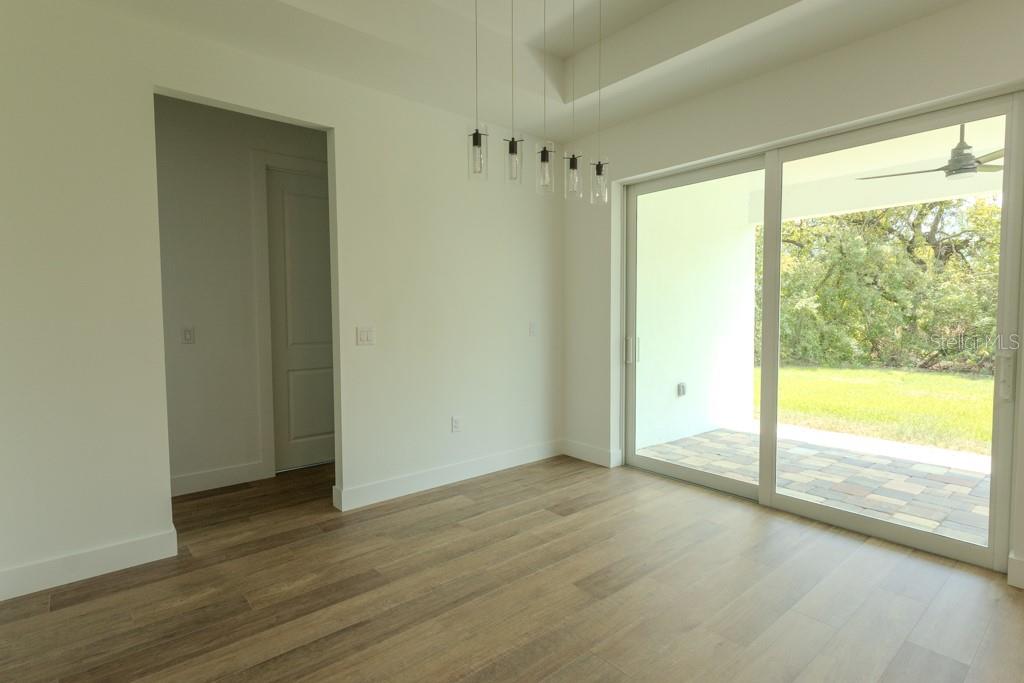 4323 LA FRANCE AVE — photo 6