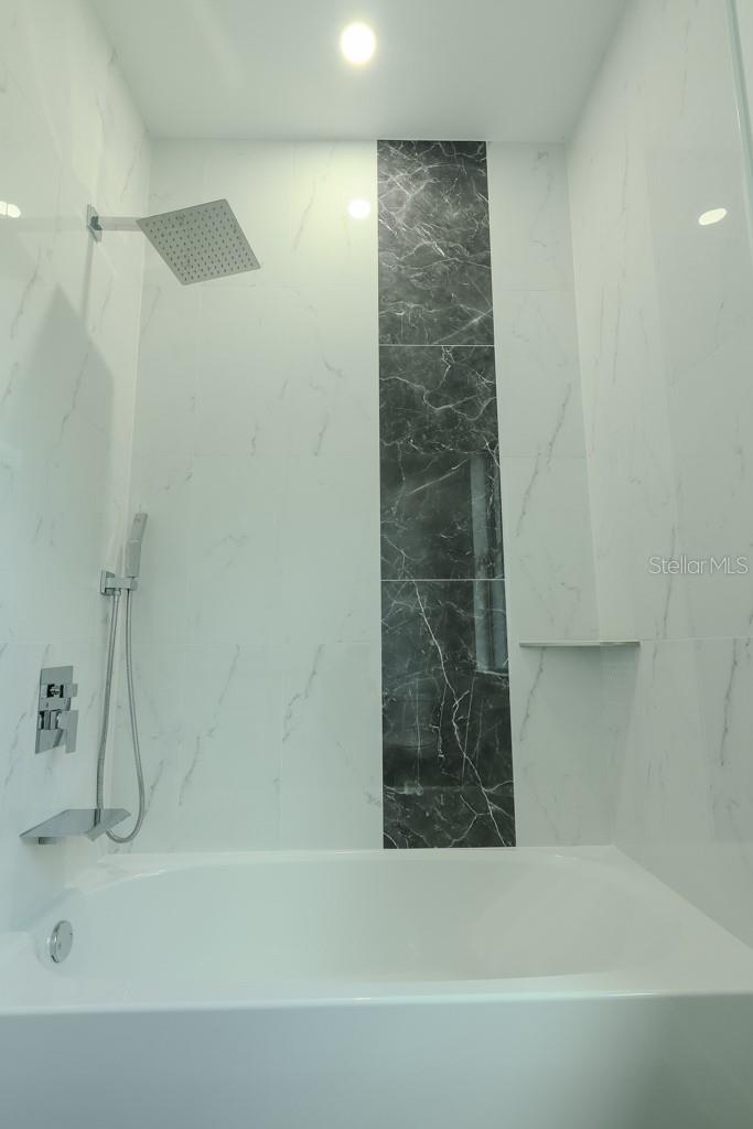 4323 LA FRANCE AVE — photo 11