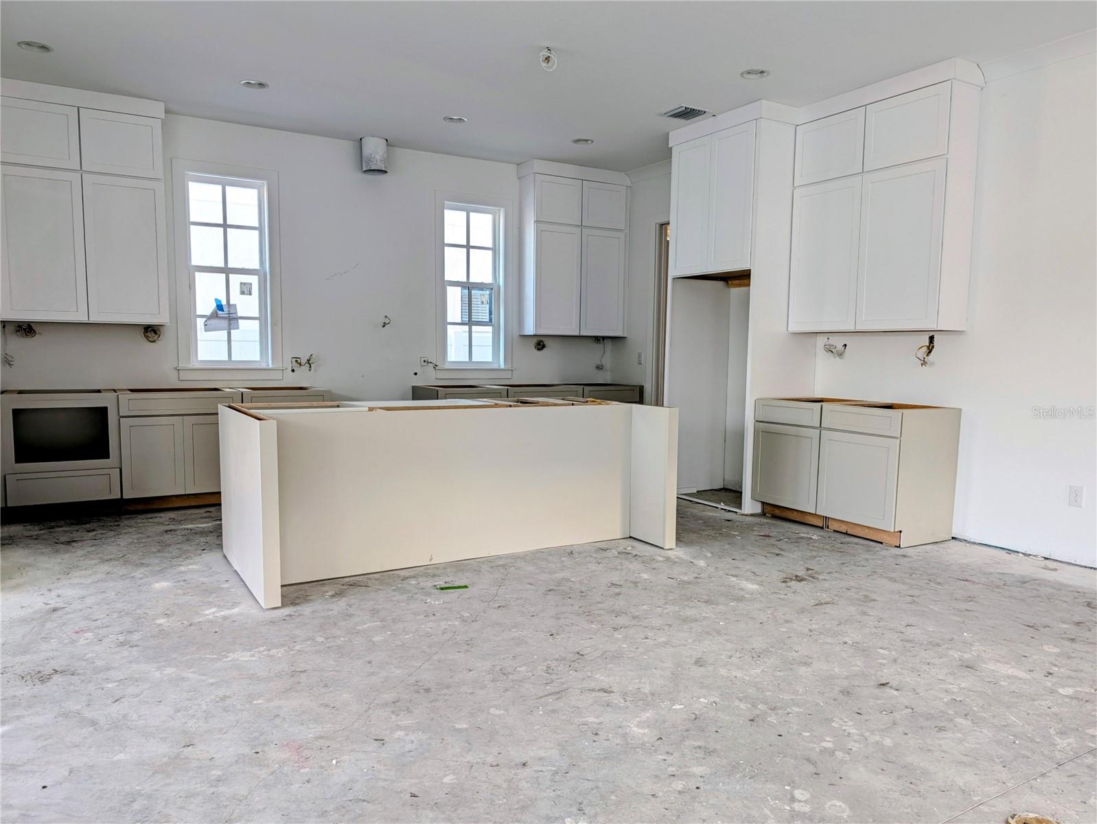 905 W PLYMOUTH ST — photo 33